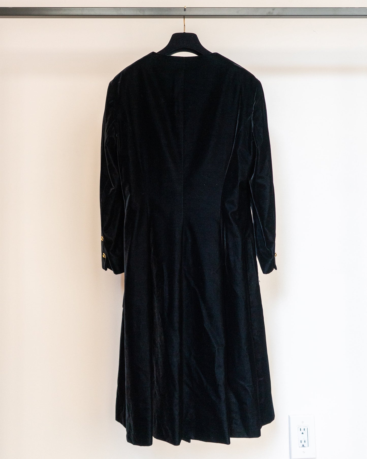 FR42-44 Rare Chanel Fall 1993 Collarless Four Pocket Black Velvet Coat - Vintage Chanel Jacket - - Rarchive.