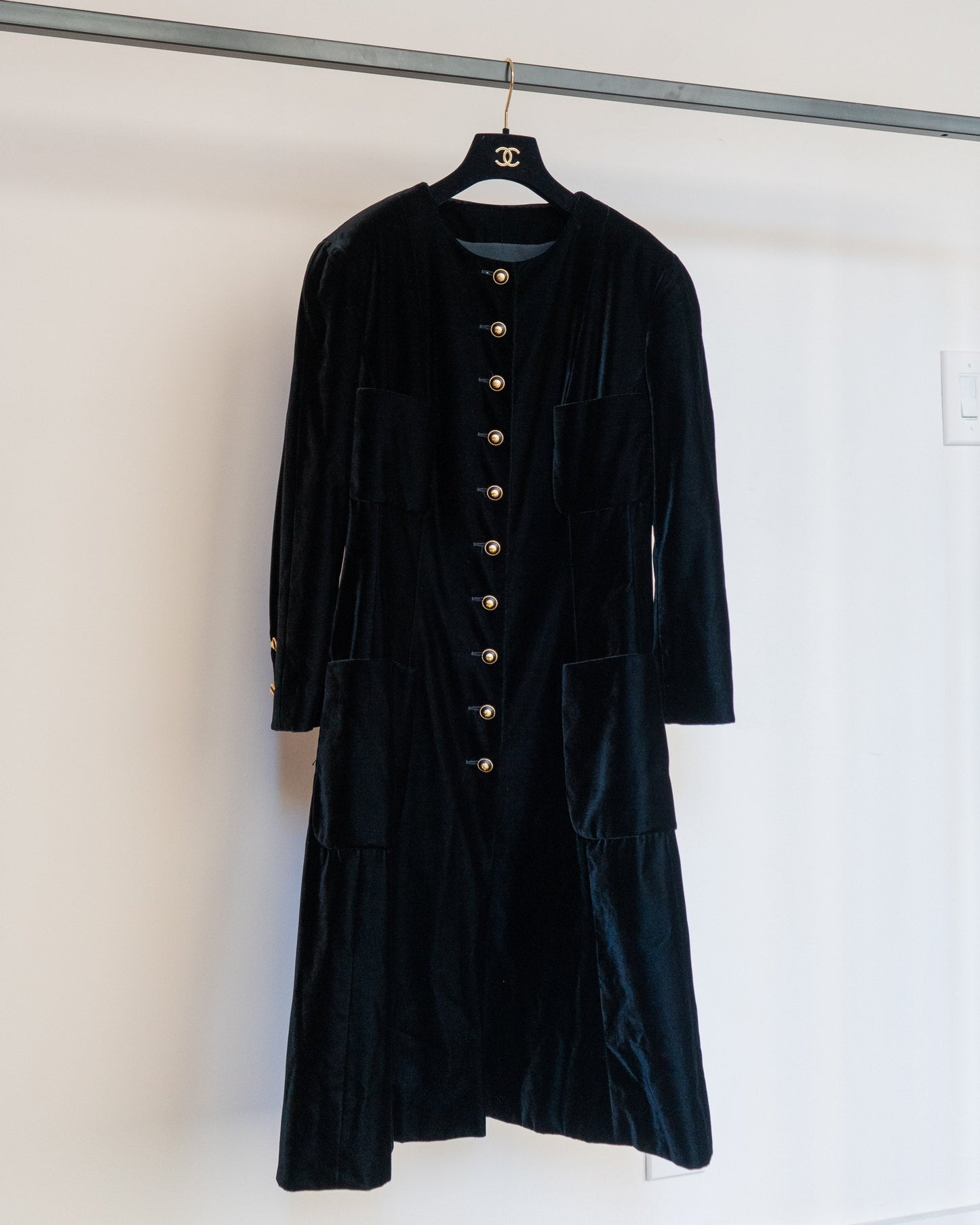 FR42-44 Rare Chanel Fall 1993 Collarless Four Pocket Black Velvet Coat - Vintage Chanel Jacket - - Rarchive.