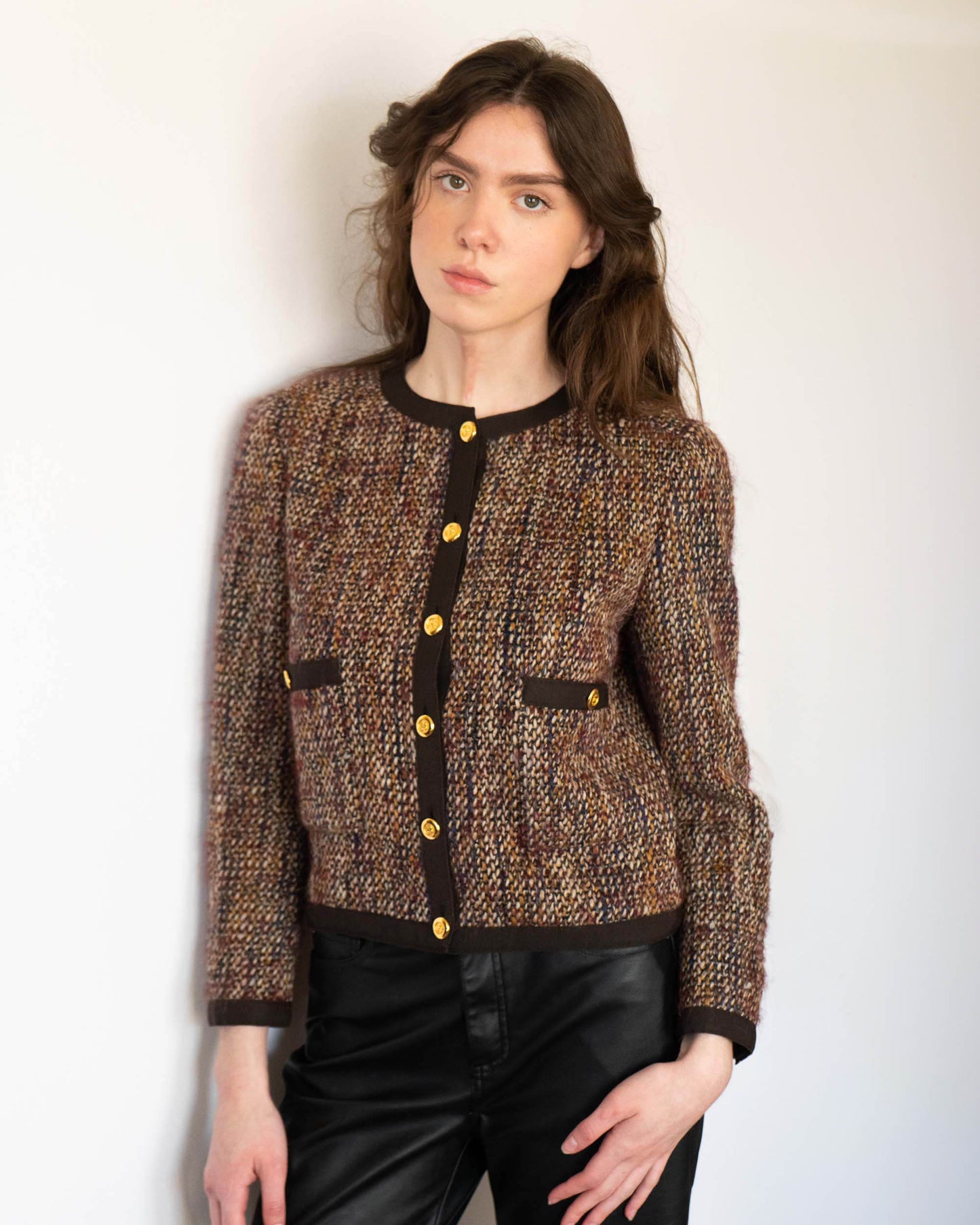 FR36-38 Chanel Early 1990s Two Pocket Collarless Wool-Mohair Tweed Jacket - Vintage Chanel Jacket - - Rarchive.
