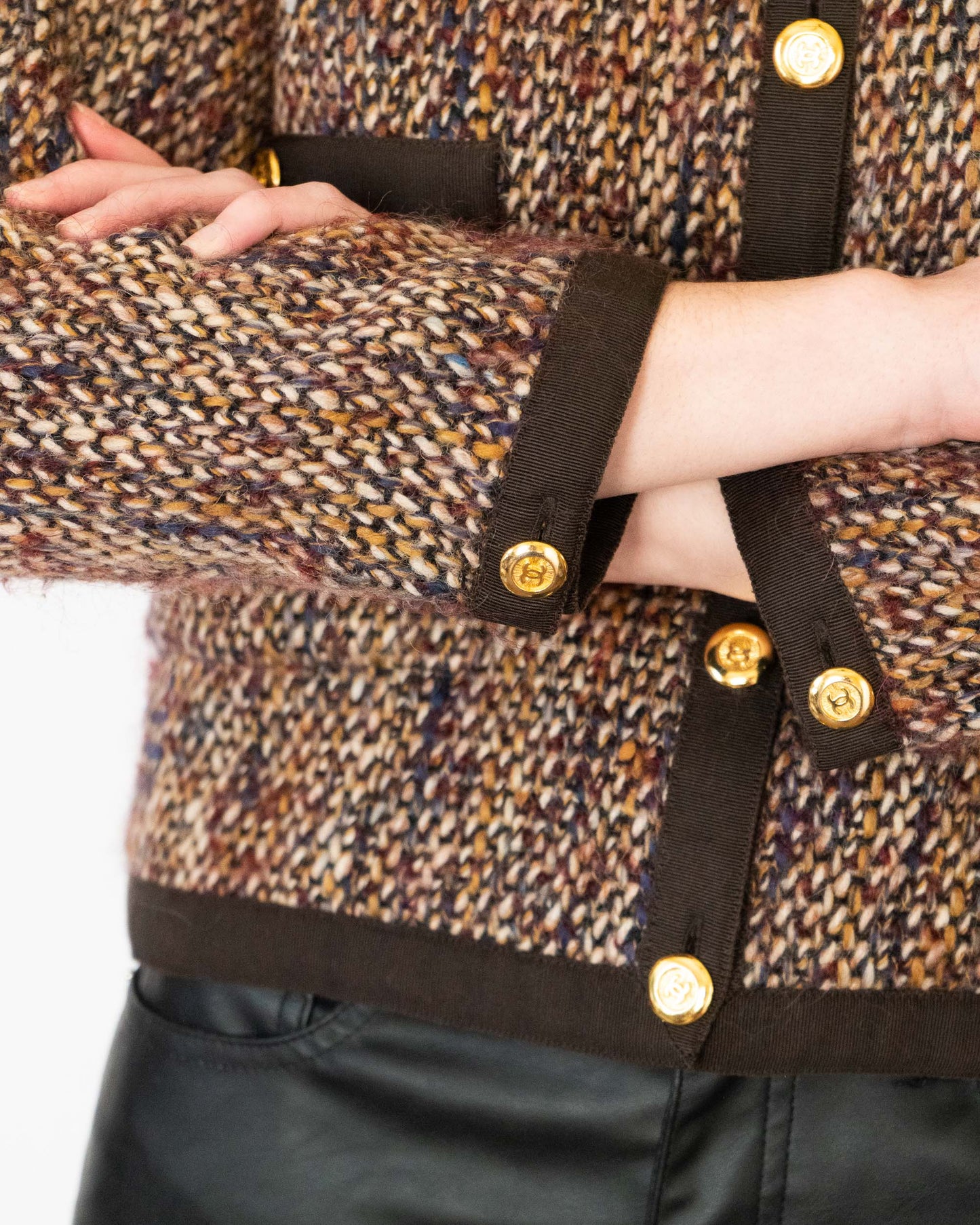 FR36-38 Chanel Early 1990s Two Pocket Collarless Wool-Mohair Tweed Jacket - Vintage Chanel Jacket - - Rarchive.