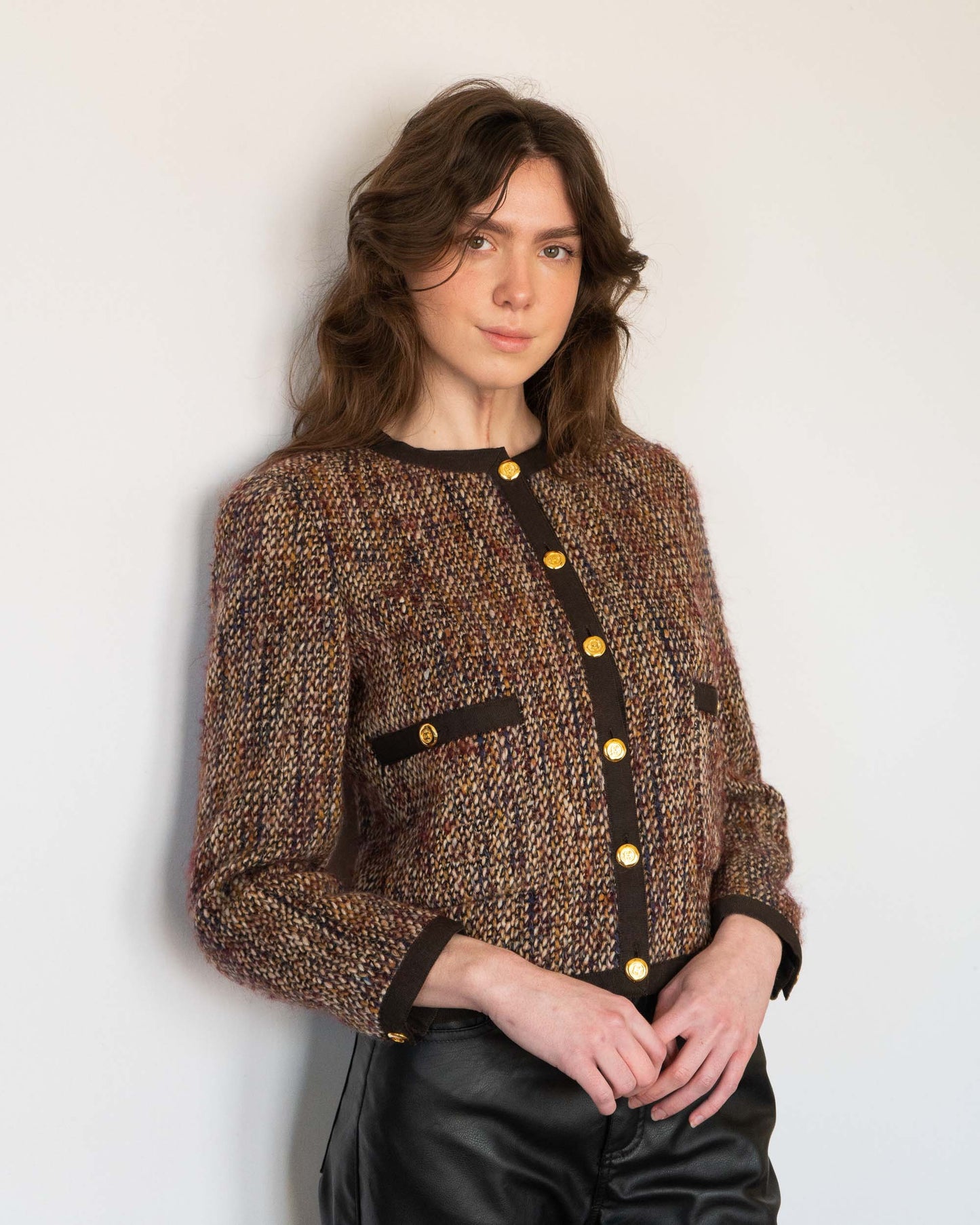 FR36-38 Chanel Early 1990s Two Pocket Collarless Wool-Mohair Tweed Jacket - Vintage Chanel Jacket - - Rarchive.