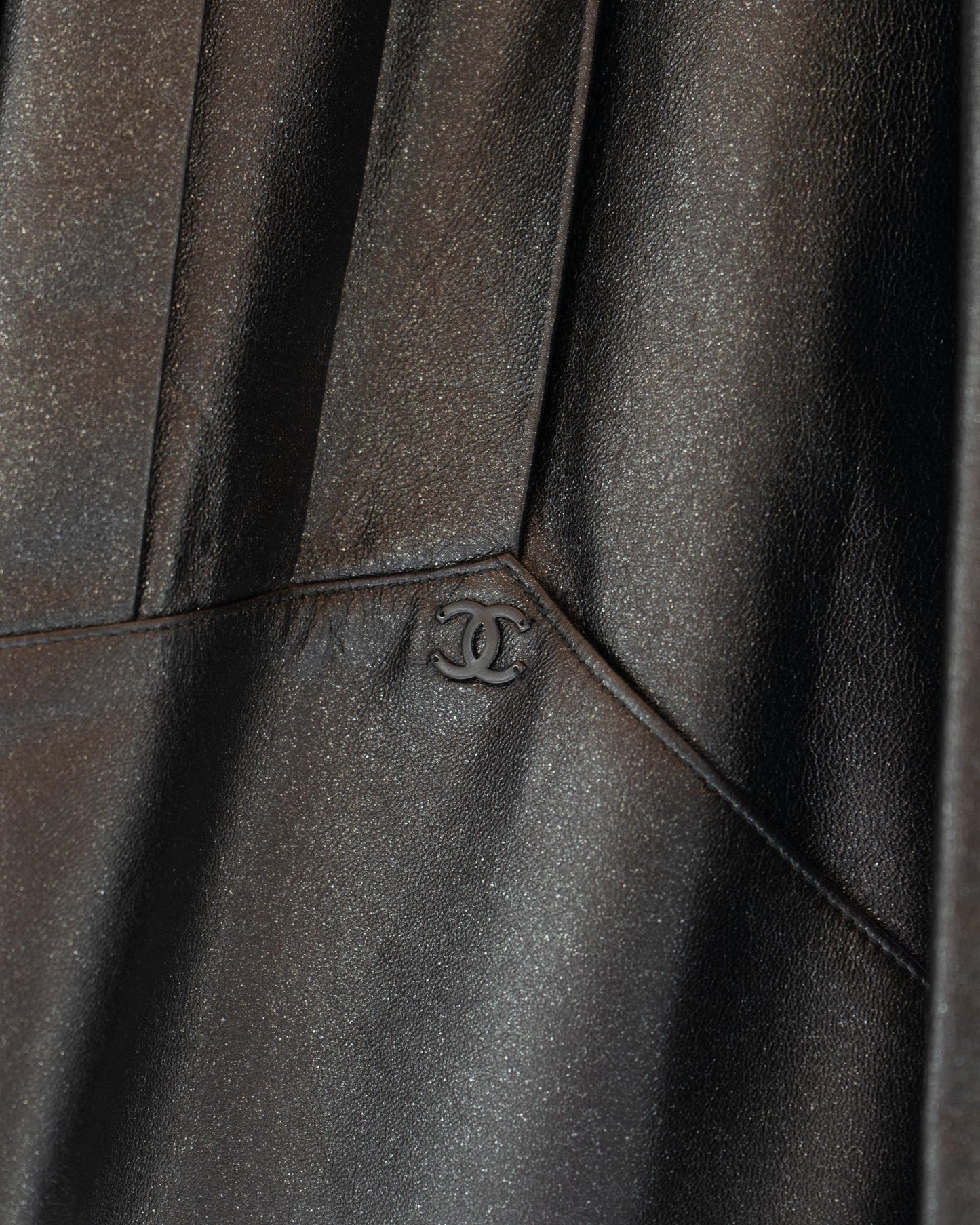 FR36-38 Rare Chanel Fall 2002 Pleated Shimmering Lambskin Jacket