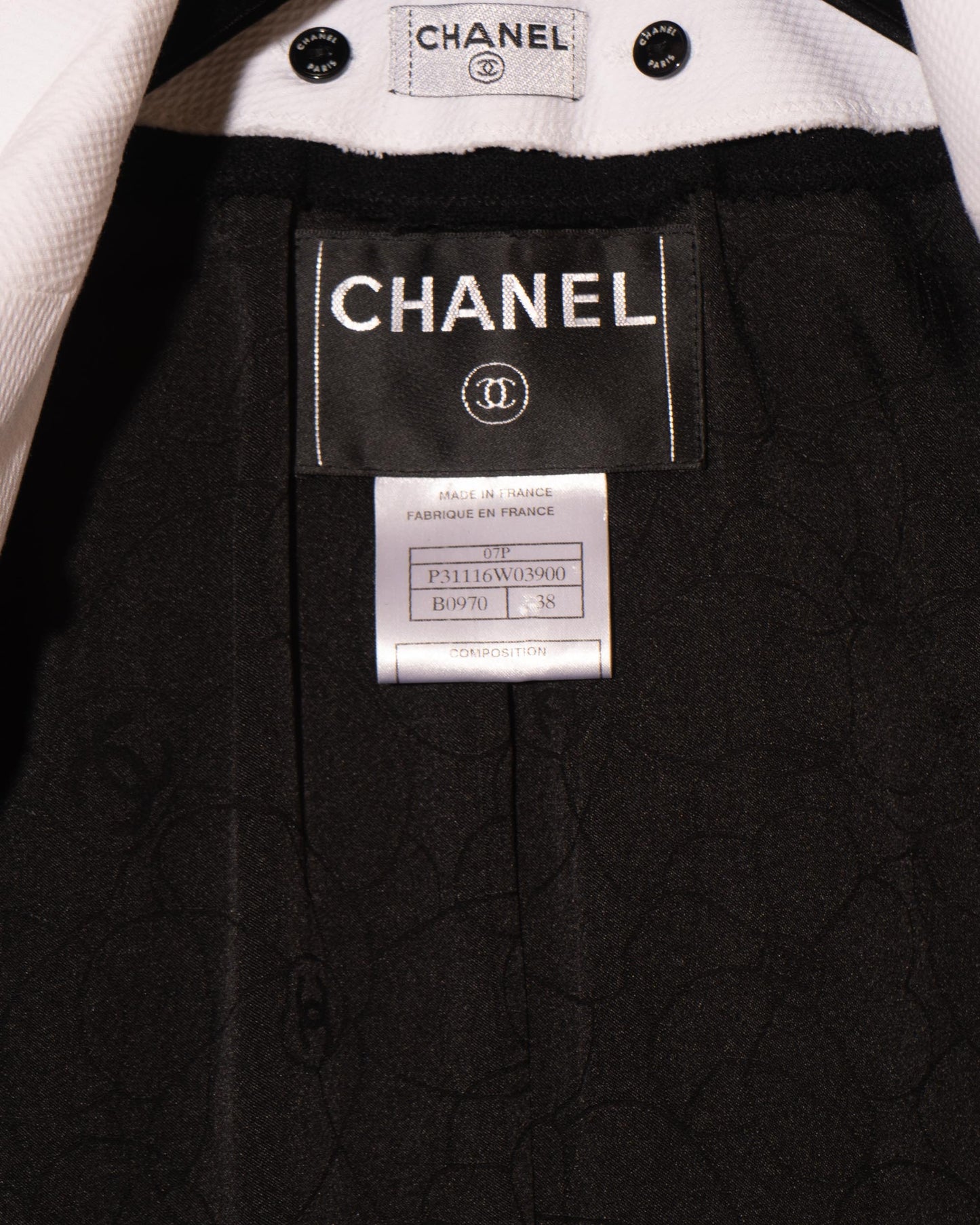 FR36 Chanel Spring 2007 Detachable Collar And Cuffs Two Pocket Short Black Wool Jacket And Cuff - Vintage Chanel Jacket - - Rarchive.