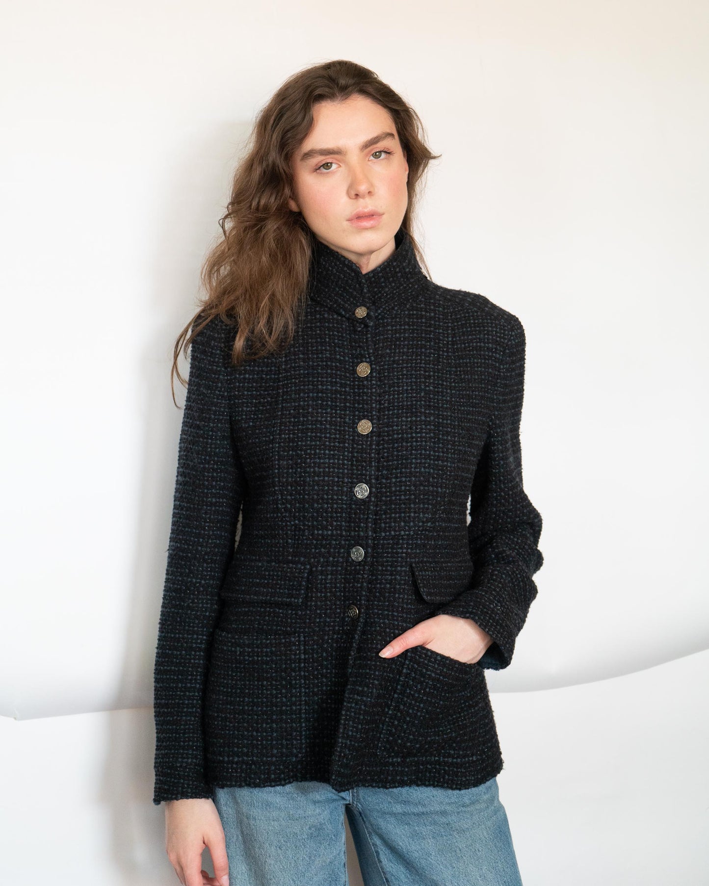 FR38-40 Chanel Fall 2002 Classic Four Pocket Black and Blue Fantasy Tweed Jacket - Vintage Chanel Jacket - - Rarchive.