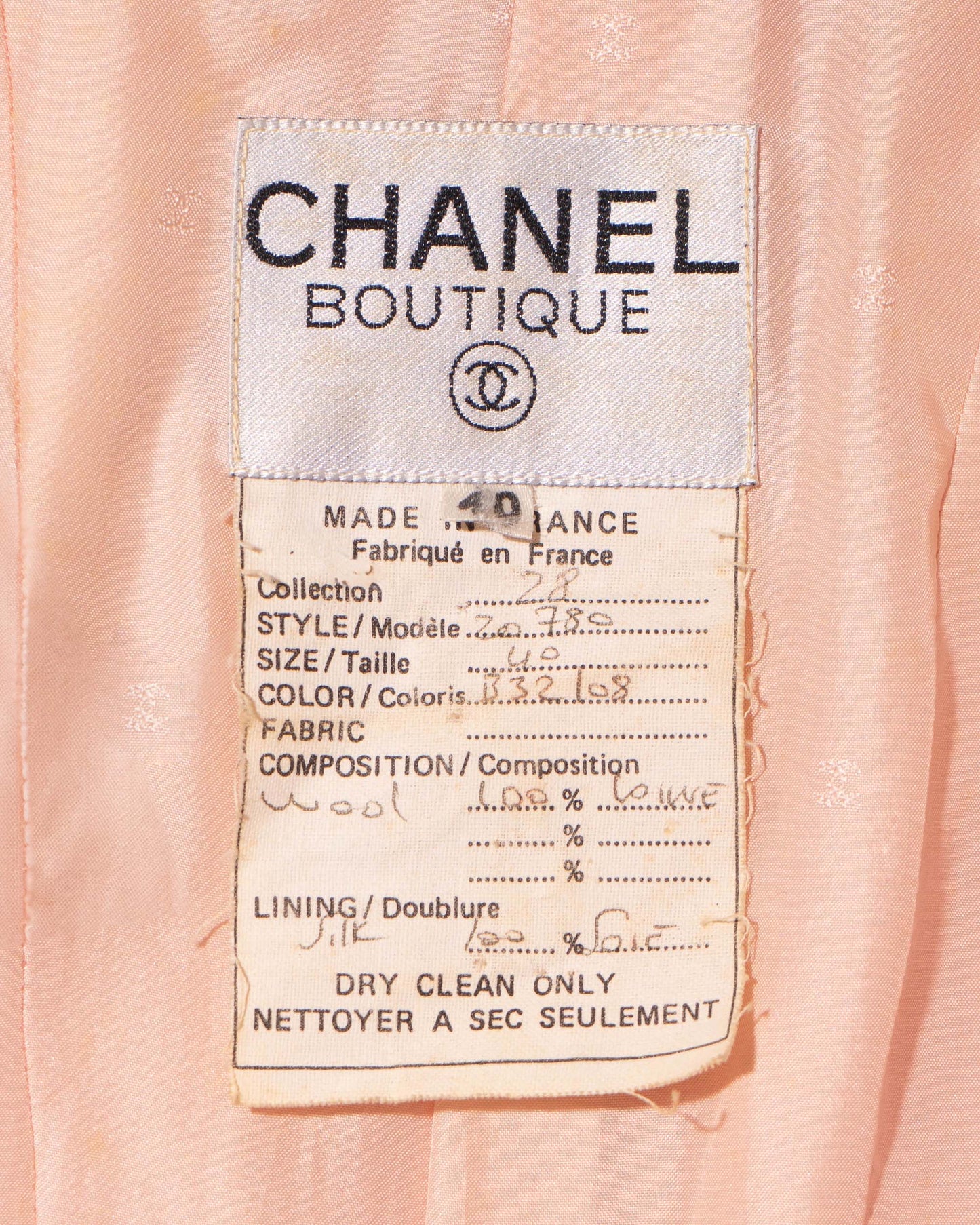 FR38-40 Chanel Spring-Summer 1992 Classic Four Pocket Pink Wool Jacket - Vintage Chanel Jacket - - Rarchive.