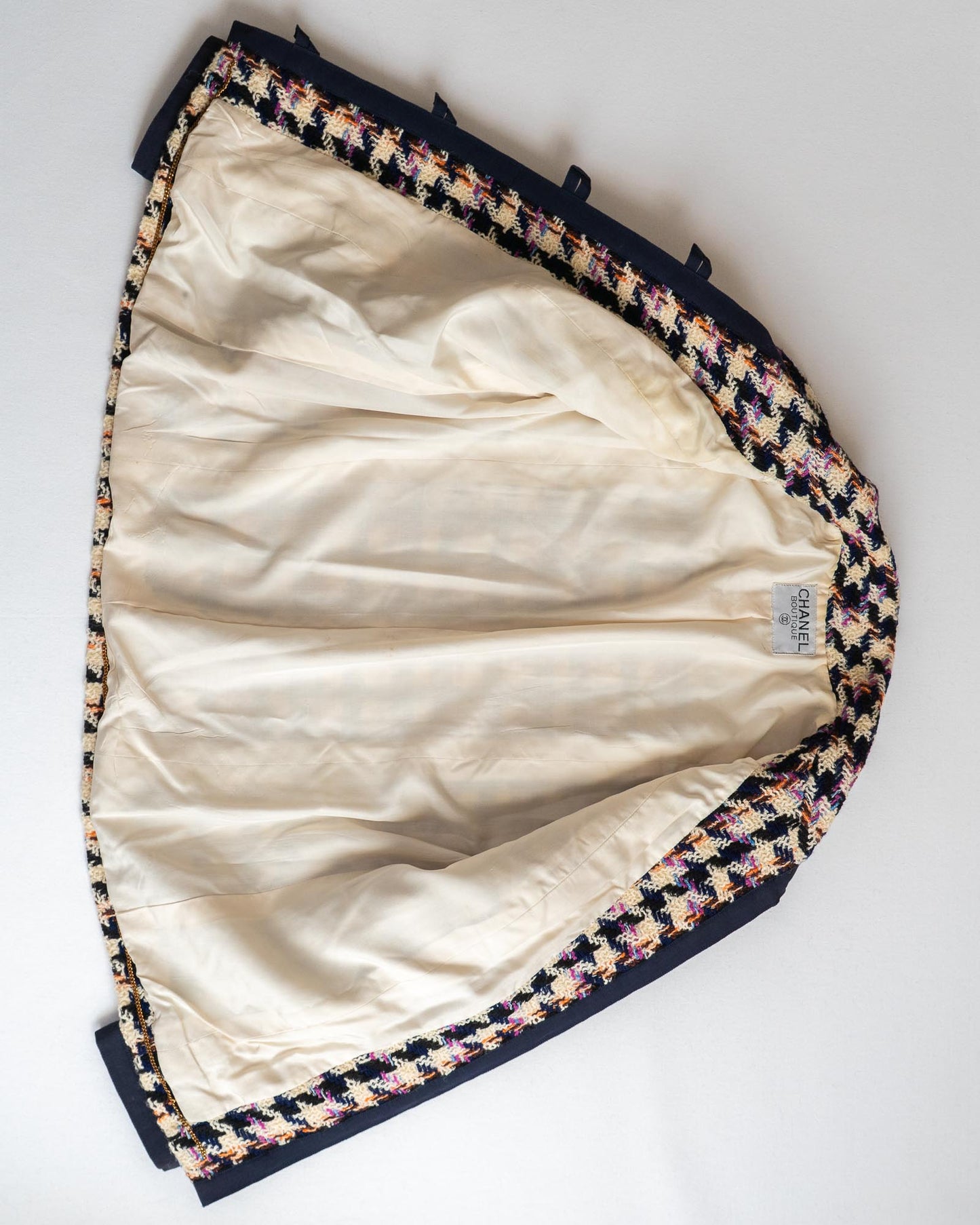 FR38-42 Chanel Fall 1987 Four Pocket Jacket in Multicolor Houndstooth Tweed