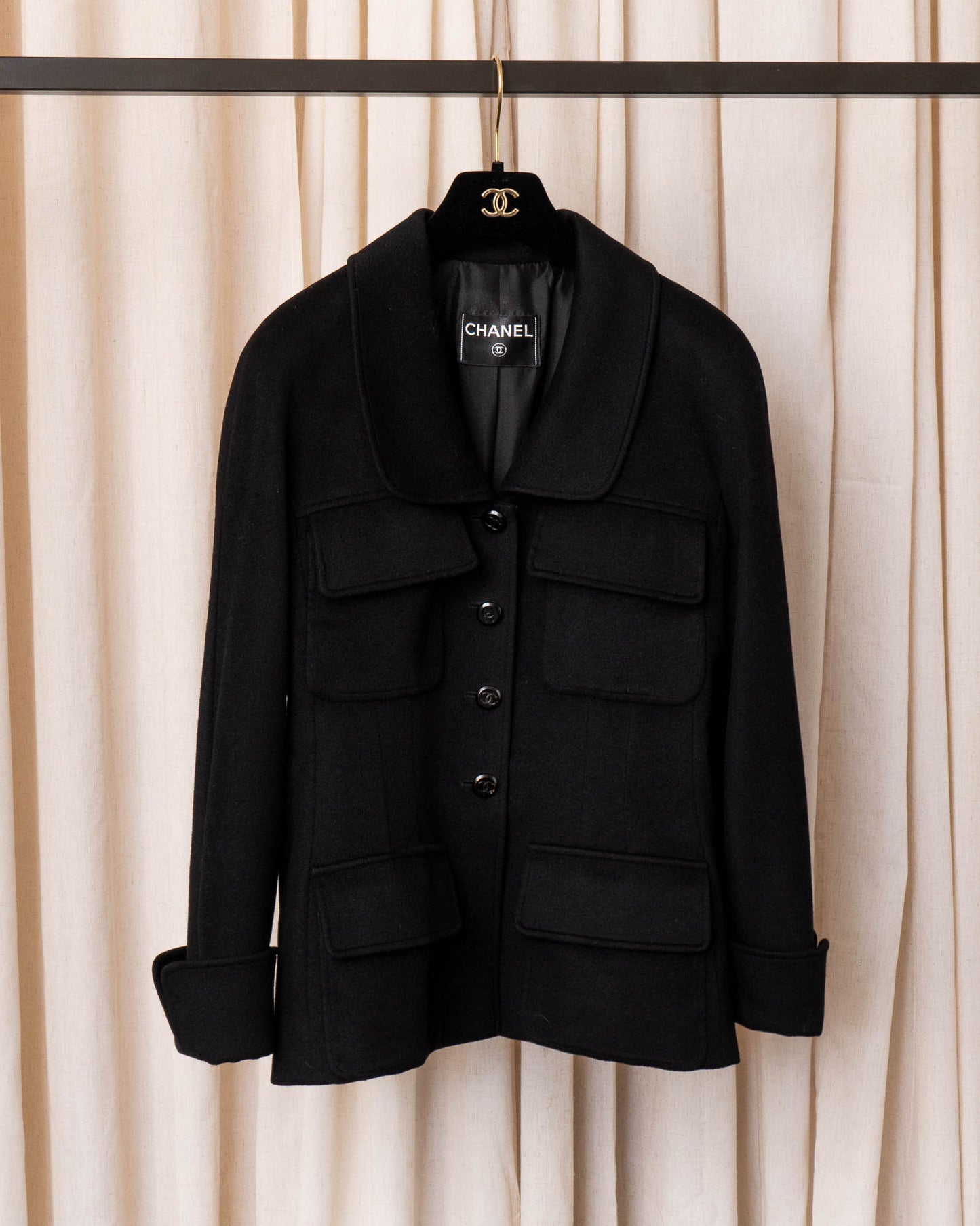 FR36-38 Chanel Fall 1998 Four Pocket Black Cashmere Jacket