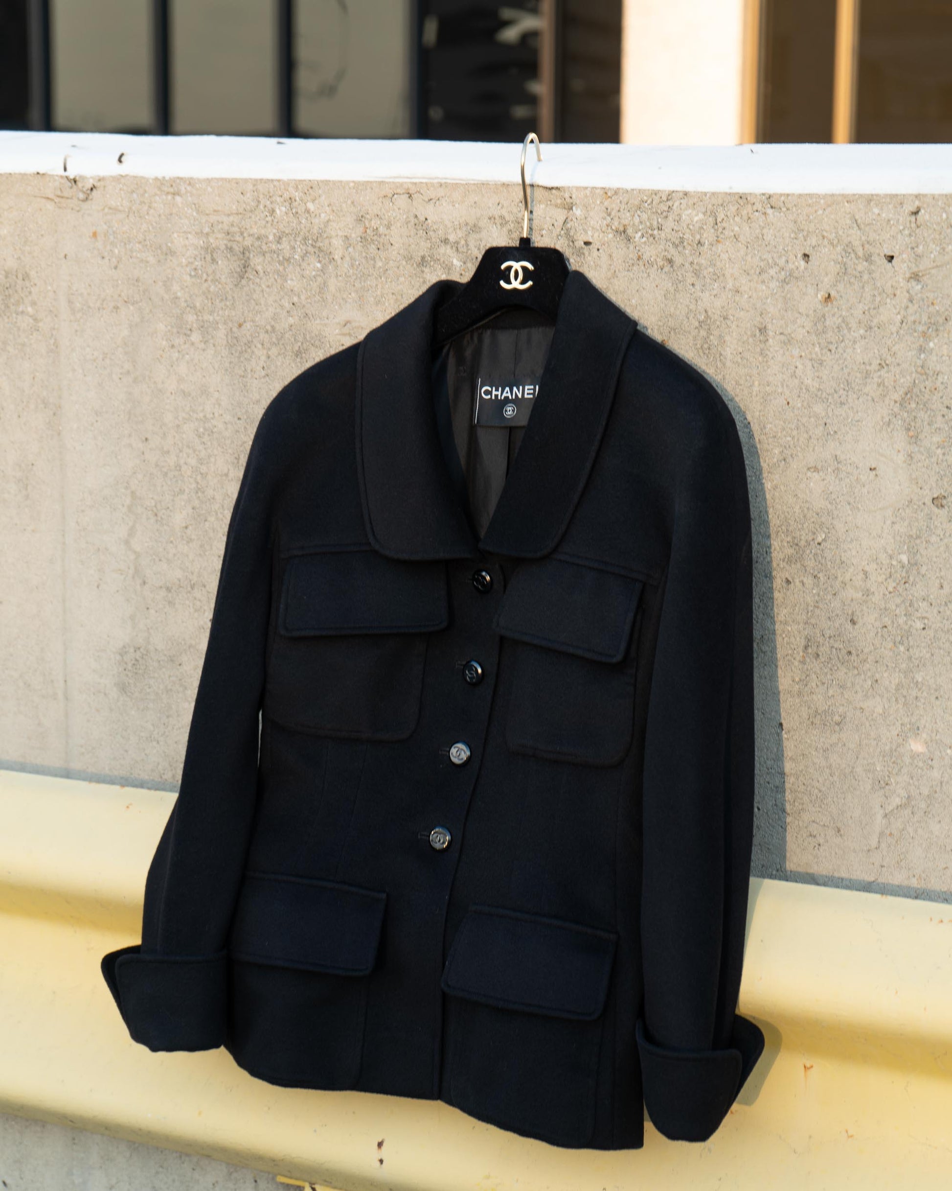 FR36-38 Chanel Fall 1998 Four Pocket Fitted Cut Black Cashmere Jacket - Vintage Chanel Jacket -  Jacket - Rarchive.