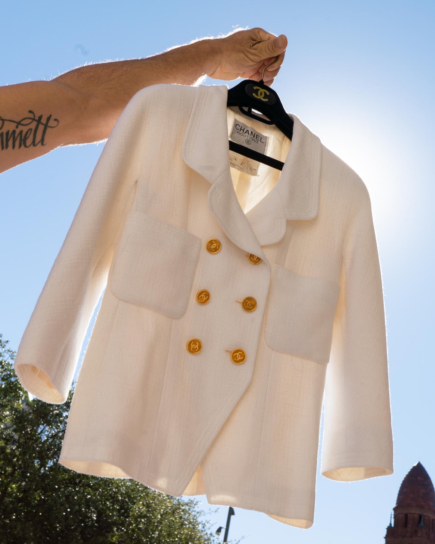 FR36-38 Chanel Cruise 1990 Double-Breasted Two-Pocketed Linen Blend Jacket - Vintage Chanel Jacket - - Rarchive.
