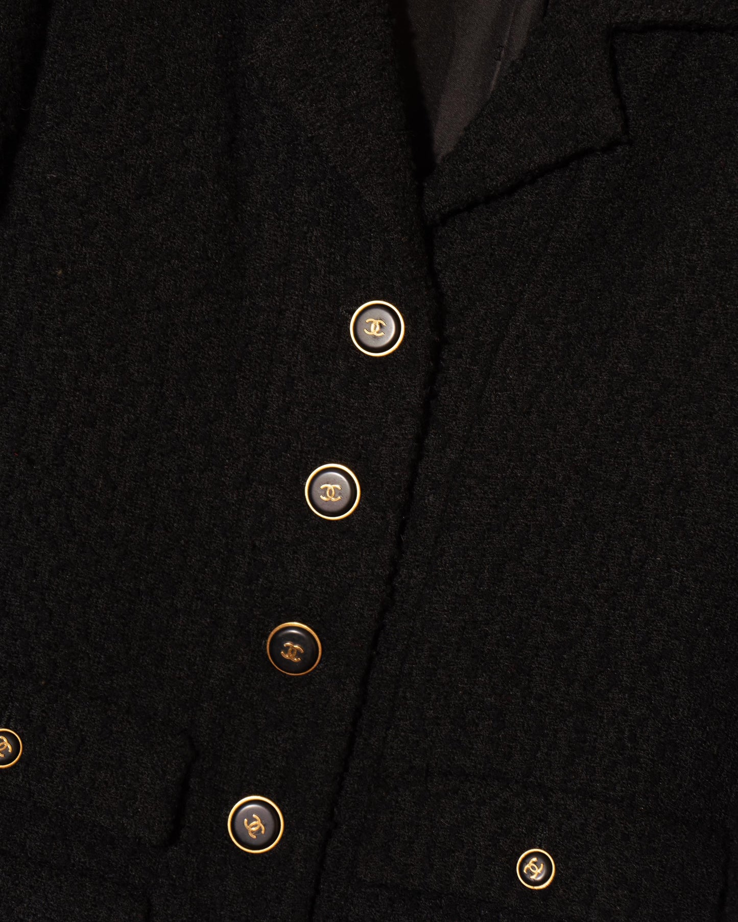 FR36-38 Rare Chanel Fall 1995 Four Pocket Black Tweed Boucle Jacket - Vintage Chanel Jacket - - Rarchive.