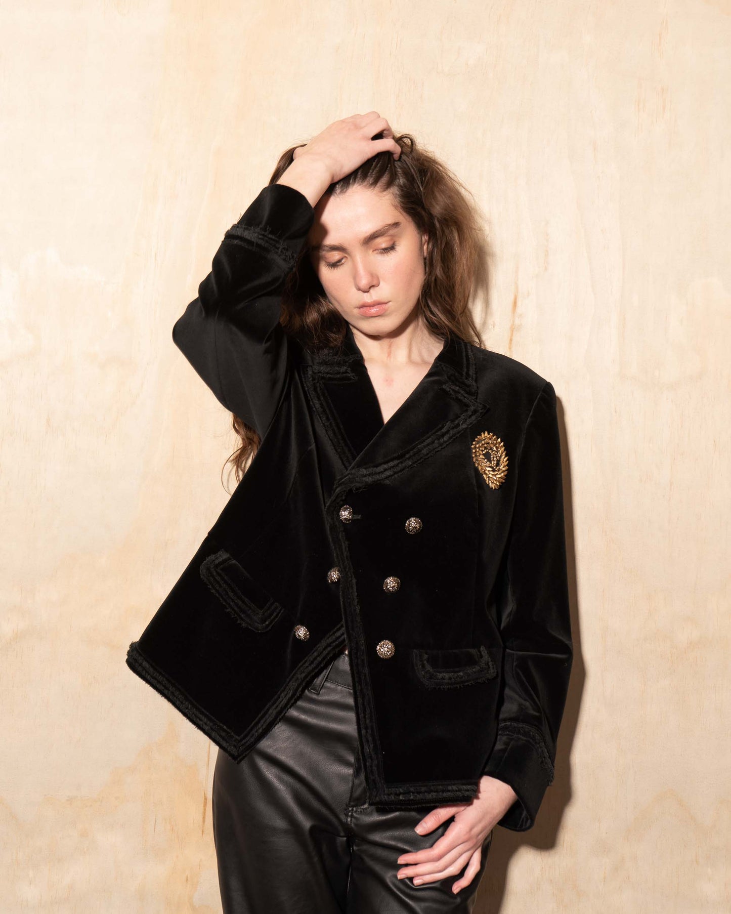 FR42-44 Chanel Spring 2010 Double Breasted Fitted Cut Velvet Jacket - Vintage Chanel Jacket - - Rarchive.