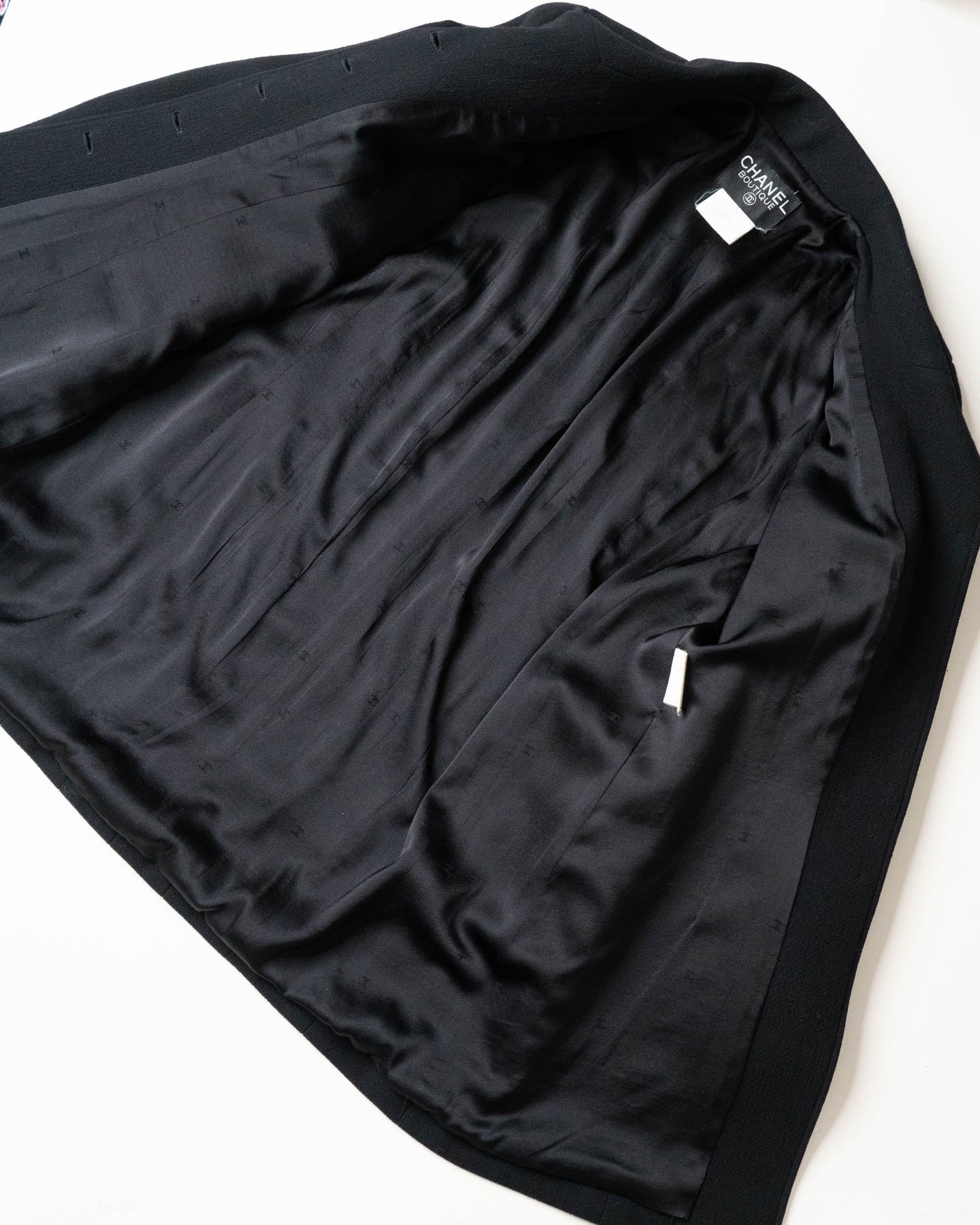 FR40-42 Chanel Fall 1995 Four Pocket Classic Black Wool Jacket - Vintage Chanel Jacket - - Rarchive.