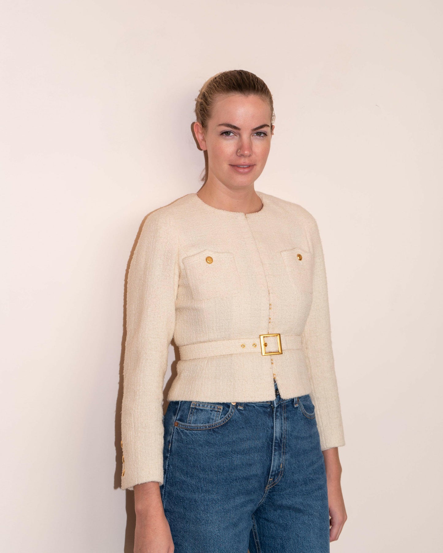 FR34-36 Chanel Fall 1996 Collarless Two-Pocketed Belted Jacket in Cream Tweed - Vintage Chanel Jacket - - Rarchive.