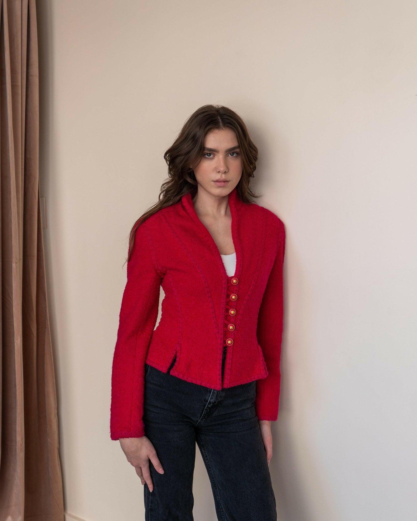 FR34-36 Rare Chanel Fall 1993 Fitted Cut Braided Trim Slit Detail Pink Wool Tweed Jacket - Vintage Chanel Jacket - - Rarchive.