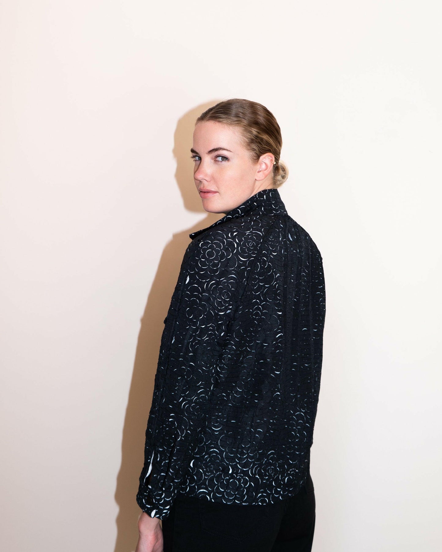 FR38-40 Chanel Spring 2009 Perforated Camellia Interlocking-C Logo Pattern Windbreaker - Vintage Chanel Jacket - - Rarchive.