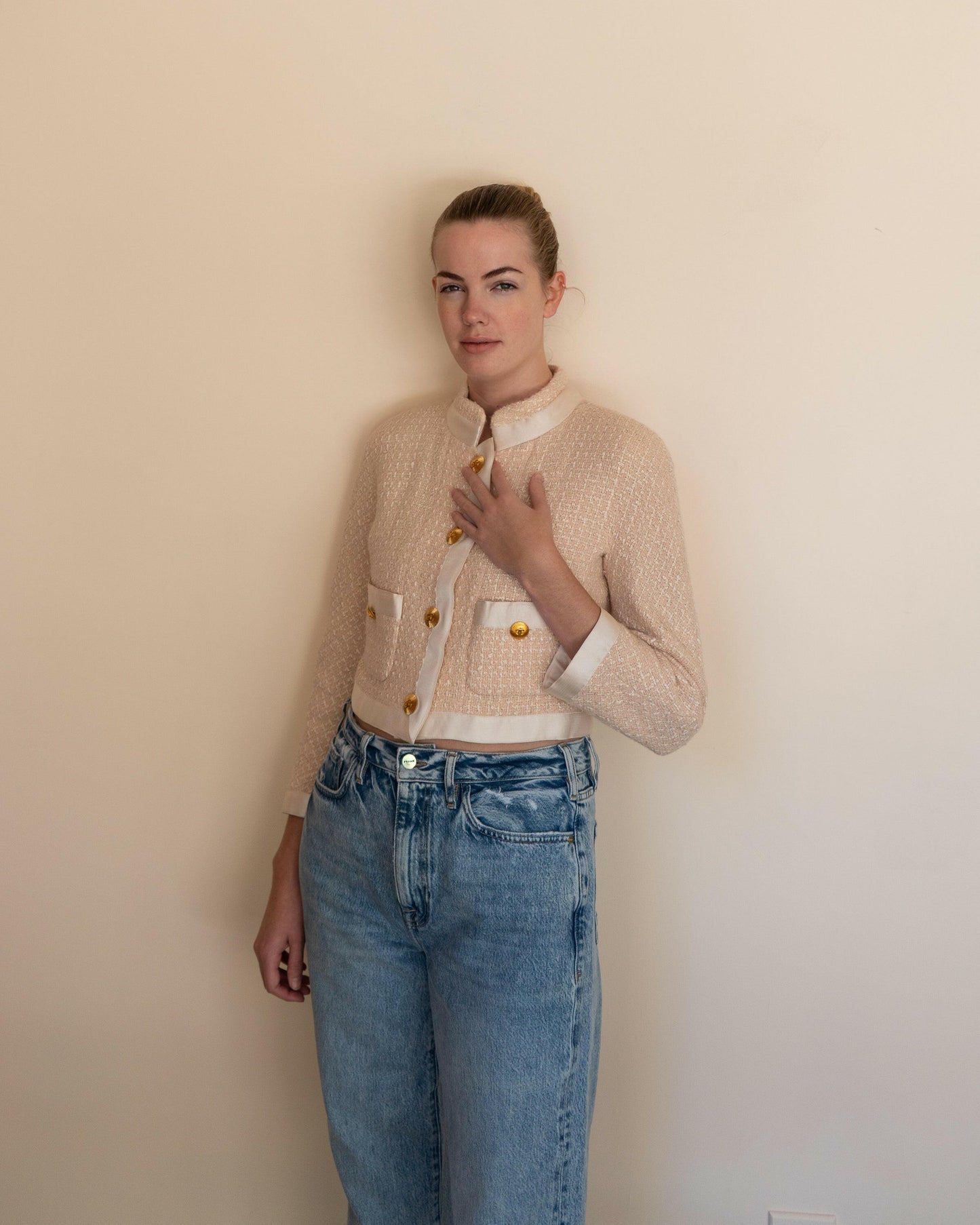 FR36-38 Rare Chanel Spring 1990 Two-Pocketed Cropped Light Pink Tweed Jacket - Vintage Chanel Jacket - - Rarchive.