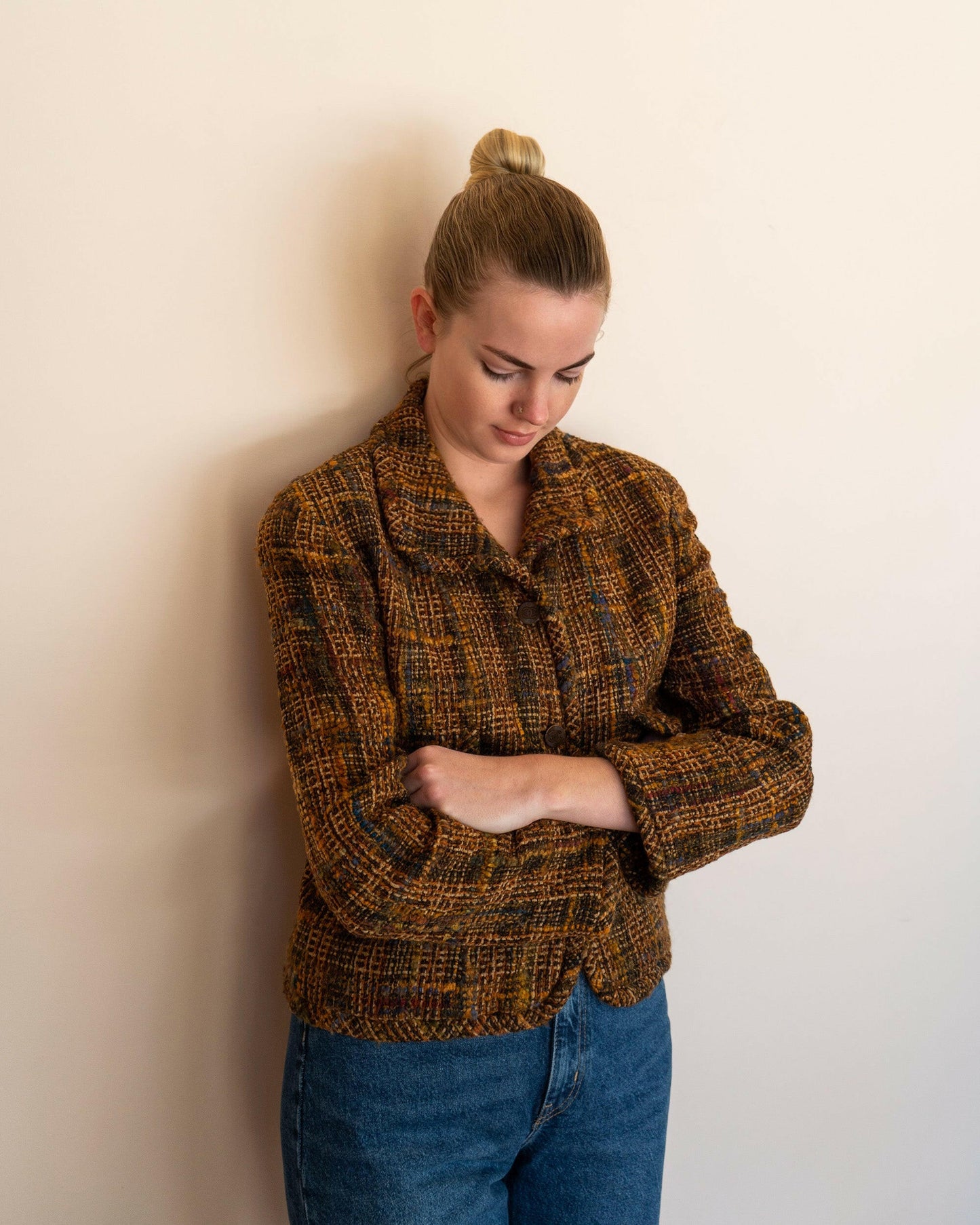 FR38-40 Rare Chanel Fall 1998 Two-Pocketed Shorter Cut Fantasy Tweed Jacket - Vintage Chanel Jacket - - Rarchive.