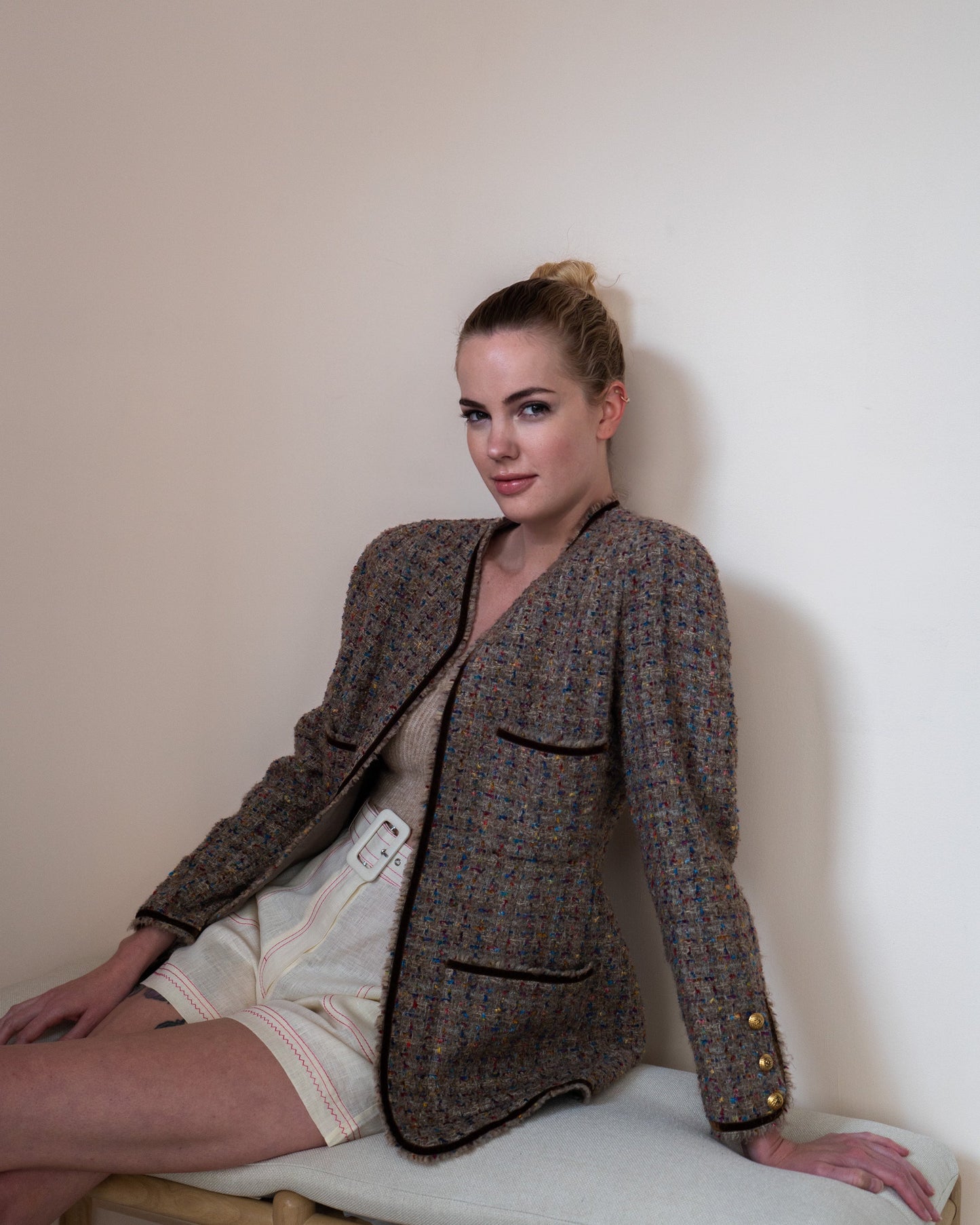 FR40-42 Chanel Fall 1990 Collarless Four-Pocketed Velvet Detail Multicolor Fantasy Tweed Jacket - Vintage Chanel Jacket - - Rarchive.