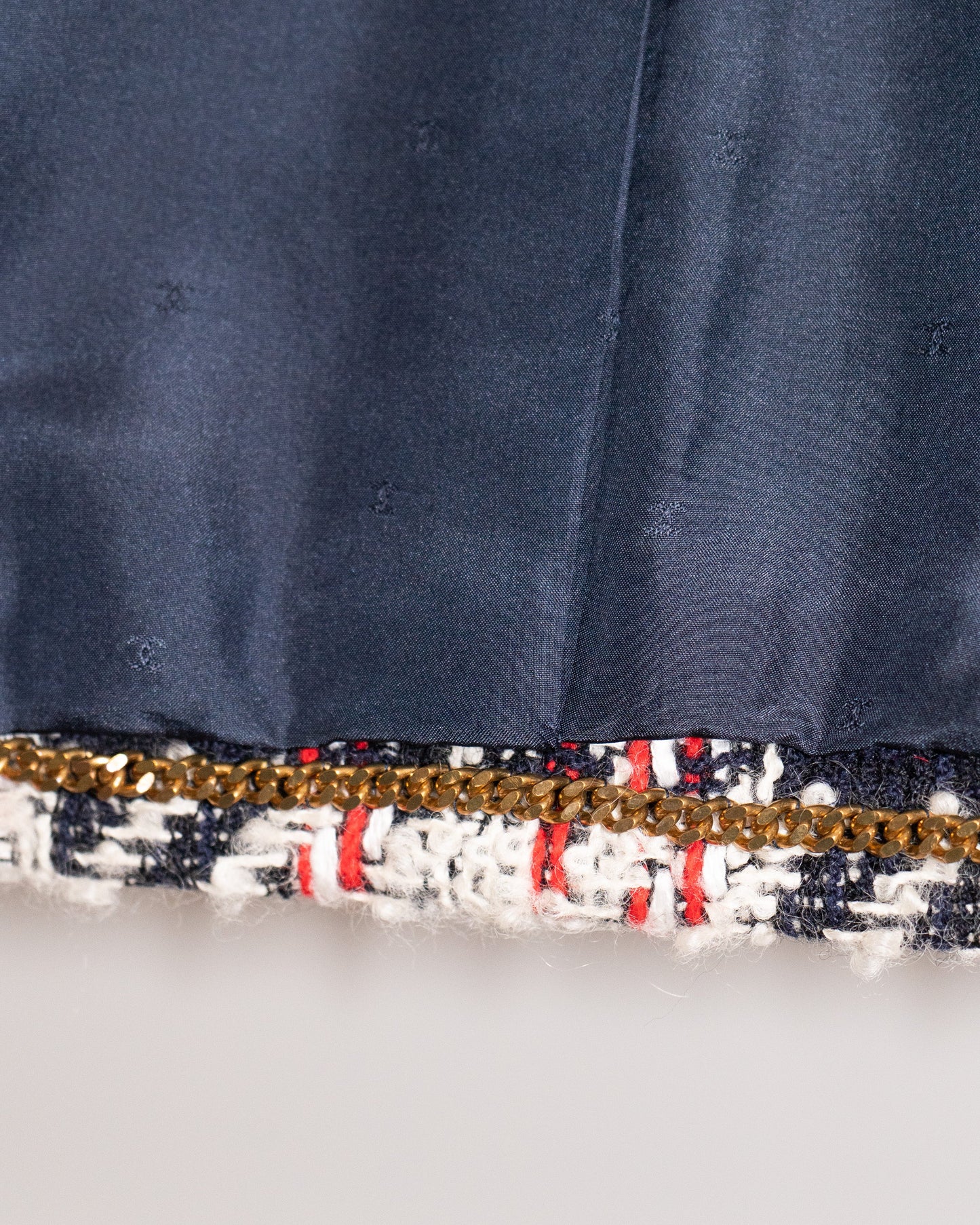 FR38-42 Rare Chanel 1980s Four Pocketed Collarless Jacket in Multicolor Tweed Jacket