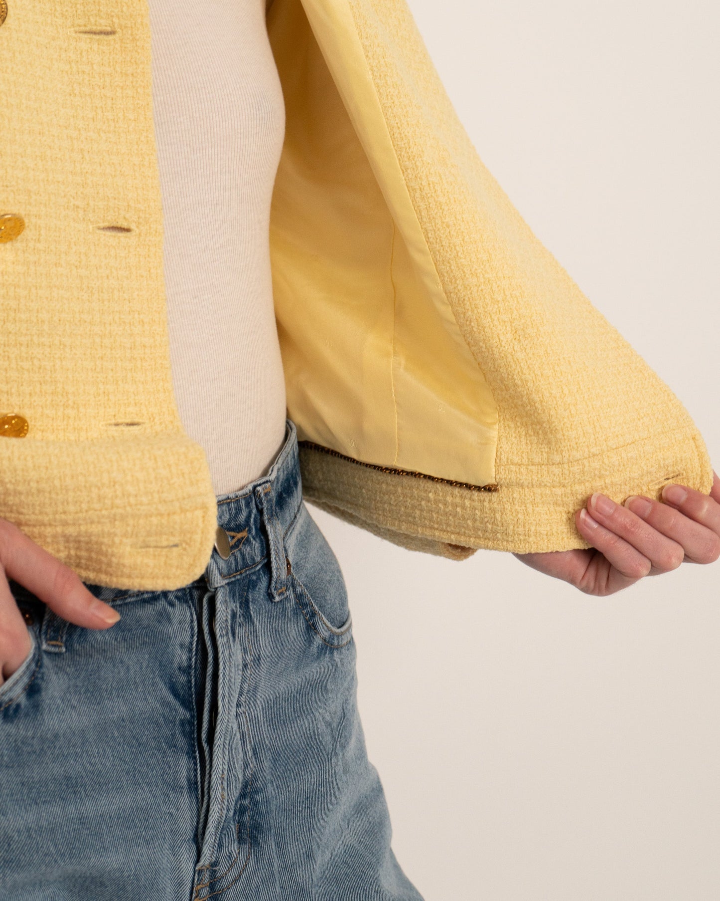 FR36 Chanel Spring 1988 Double-Breasted Cropped Jacket in Powder Yellow - Vintage Chanel Jacket - - Rarchive.