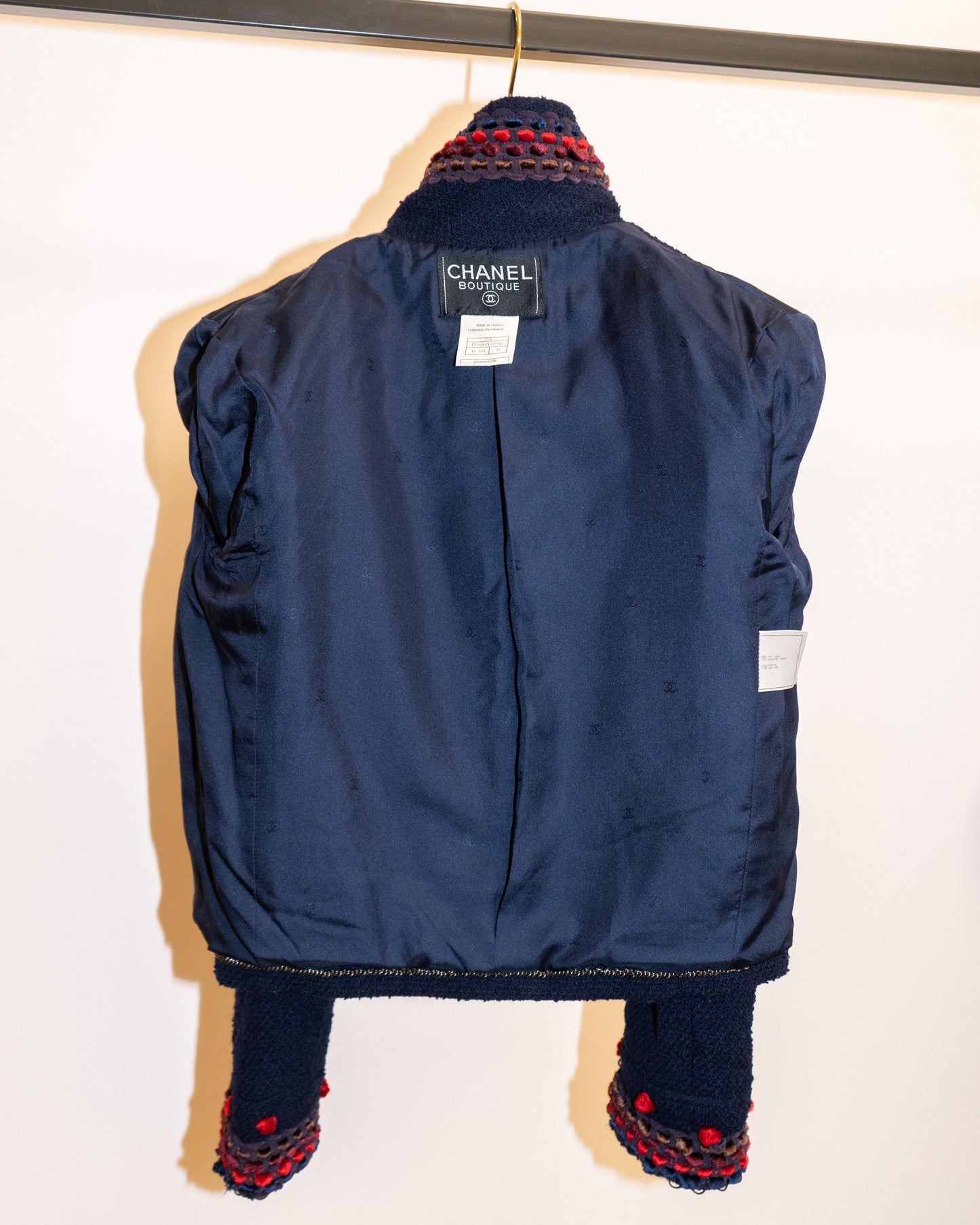 FR36-38 Rare Chanel Fall 1997 Two Pocketed Tweed Boucle Jacket in Dark Navy - Vintage Chanel Jacket -   - Rarchive.