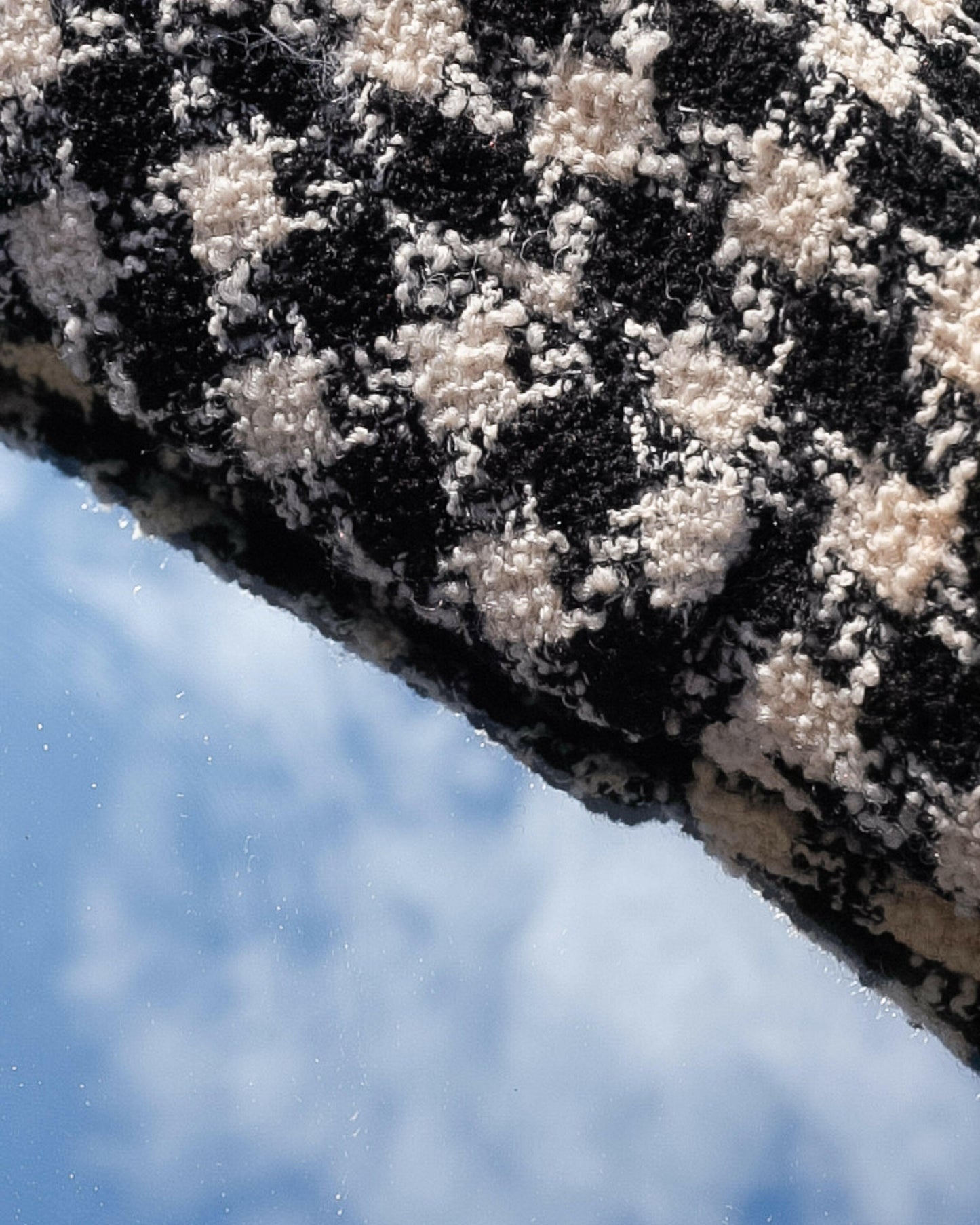 FR40-42 Chanel Spring 1989 High Collar Black and White Houndstooth Tweed Jacket - Vintage Chanel Jacket - - Rarchive.