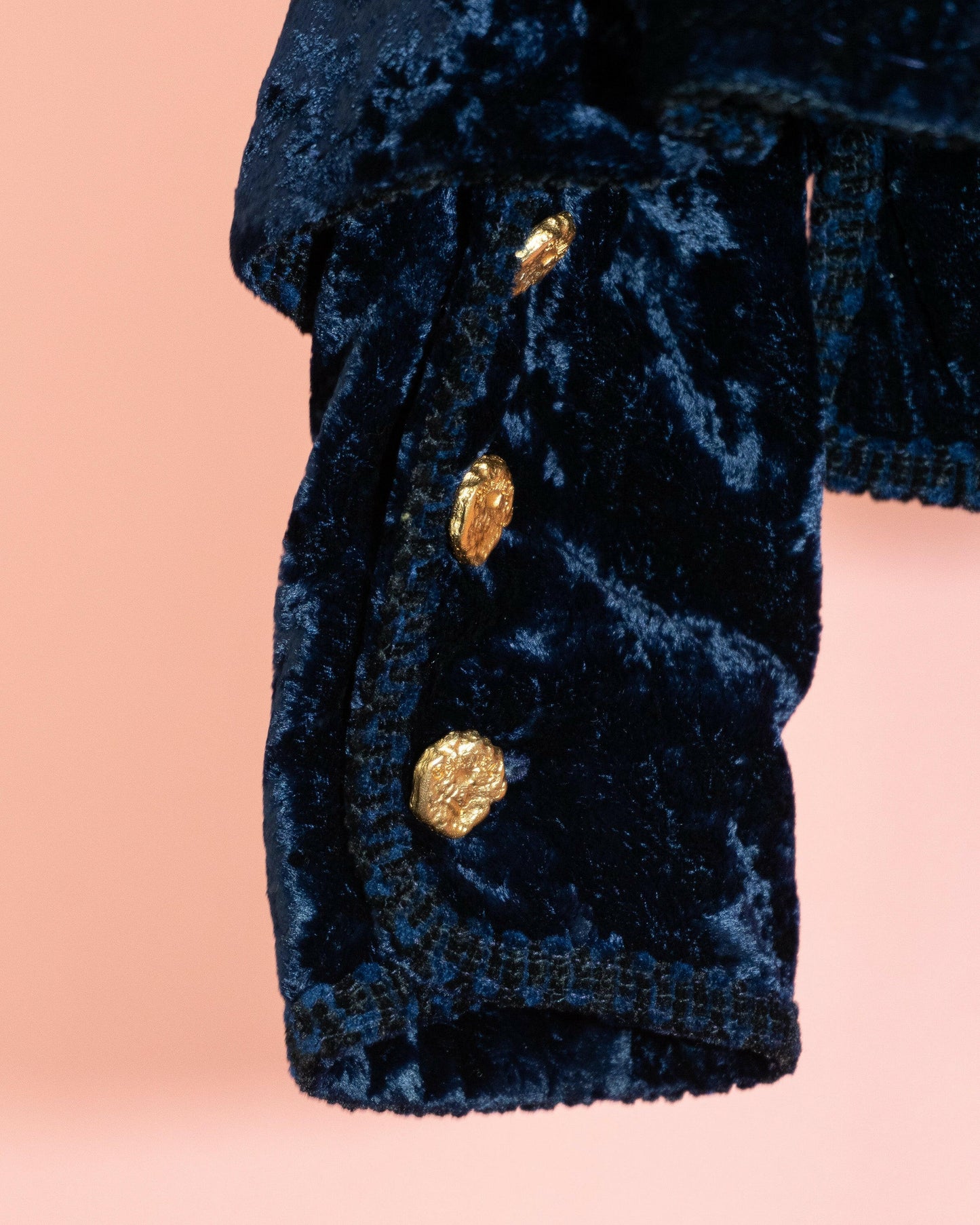 FR34-36 Chanel Fall 1993 Fitted Cut Dark Blue Velvet Jacket - Vintage Chanel Jacket - - Rarchive.