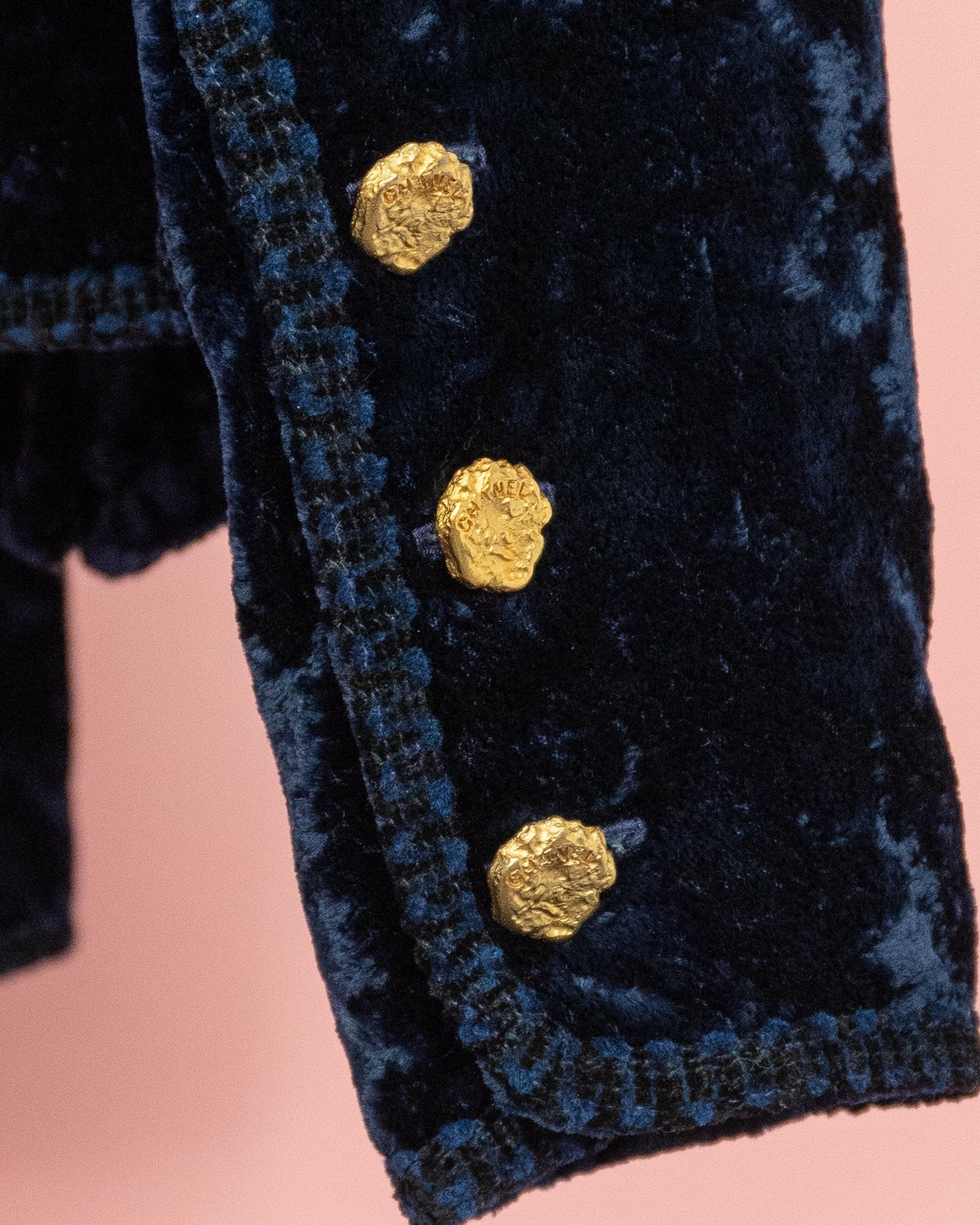 FR34-36 Chanel Fall 1993 Fitted Cut Dark Blue Velvet Jacket - Vintage Chanel Jacket - - Rarchive.