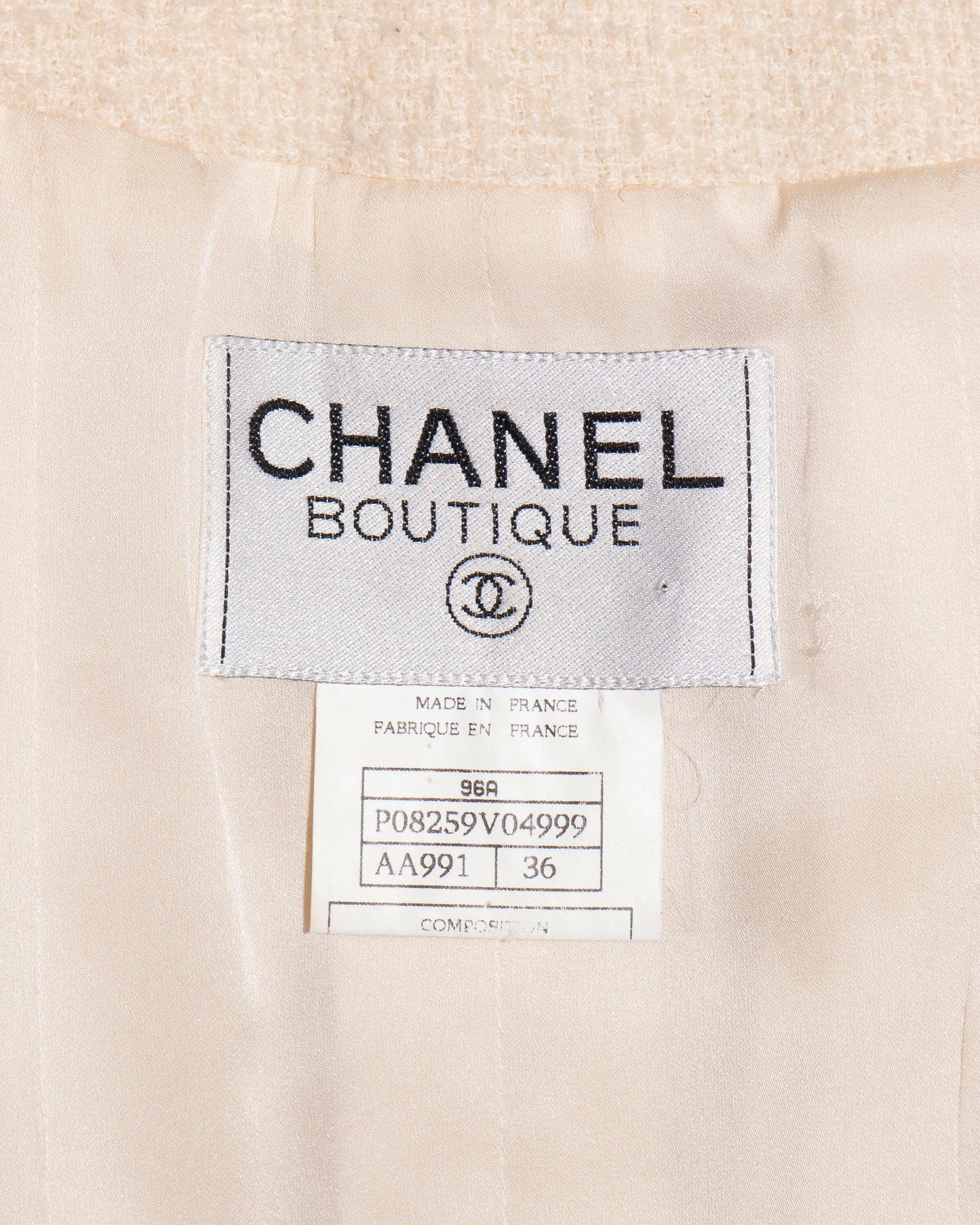 FR34-36 Chanel Fall 1996 Collarless Two-Pocketed Belted Jacket in Cream Tweed - Vintage Chanel Jacket - - Rarchive.