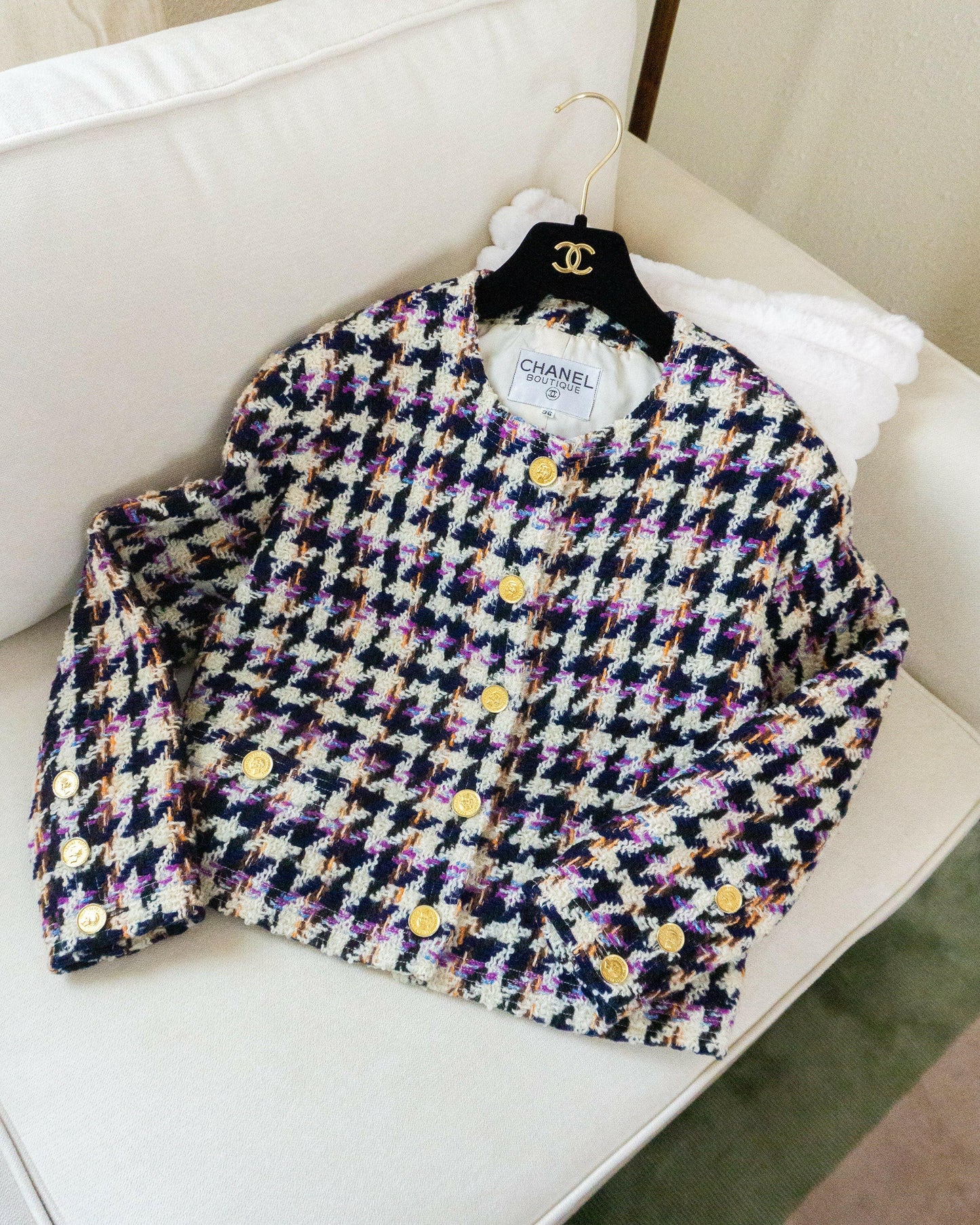 FR36-38 Chanel Fall 1987 Collarless Two-Pocketed Multicolor Houndstooth Tweed Jacket - Vintage Chanel Jacket - - Rarchive.