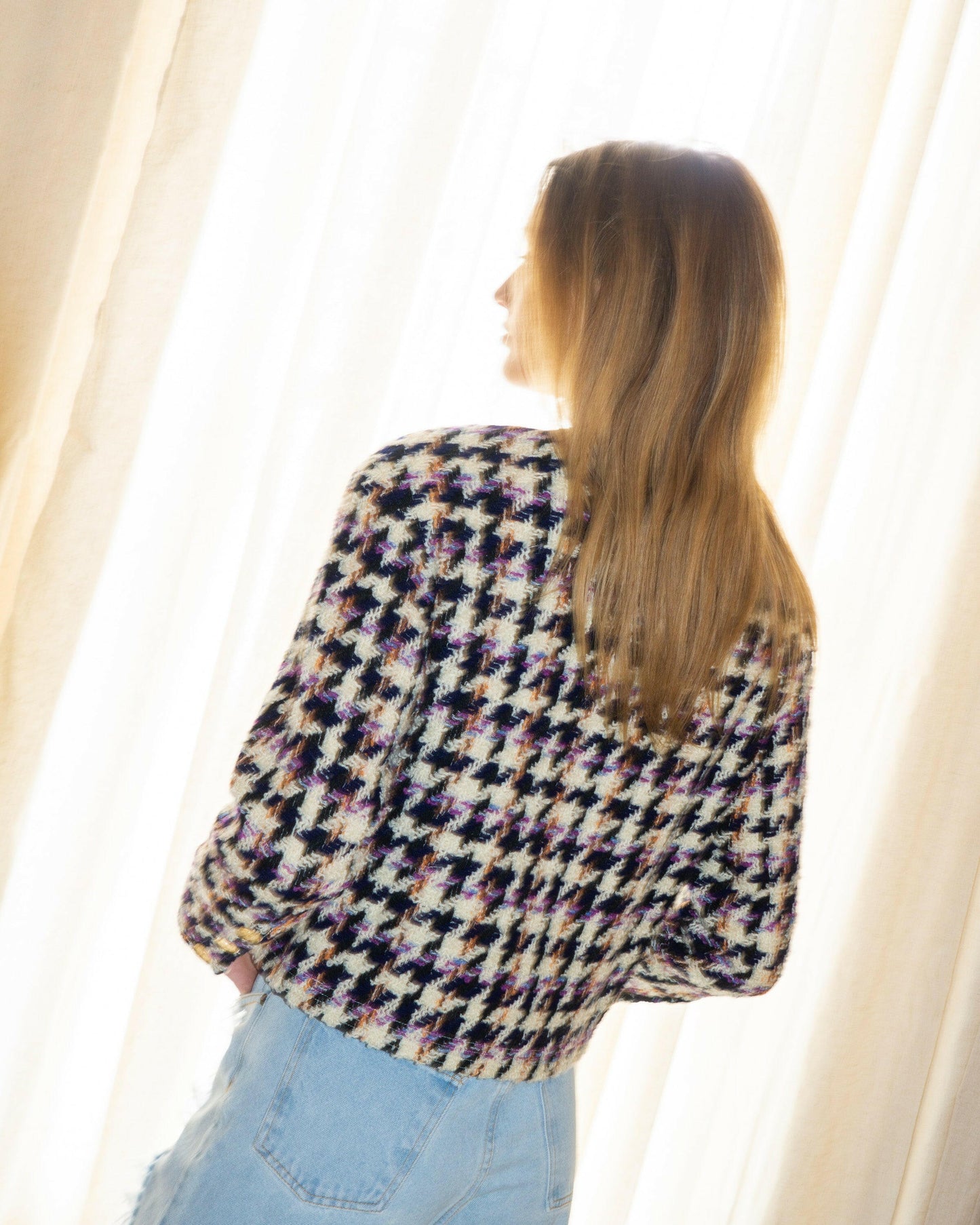 FR36-38 Chanel Fall 1987 Collarless Two-Pocketed Multicolor Houndstooth Tweed Jacket - Vintage Chanel Jacket - - Rarchive.