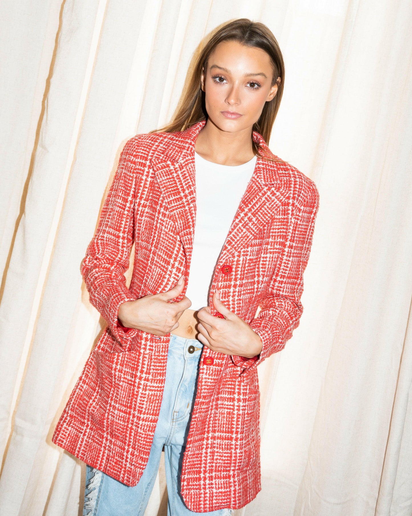 FR34-36 Chanel Spring 1997 Red and While Tweed Long Cut Two Pocketed Jacket - Vintage Chanel Jacket - - Rarchive.