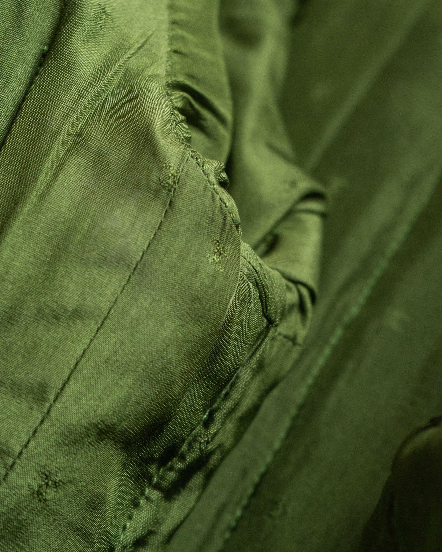 FR34 Fall 1990 Four Pocketed Collarless Green Fantasy Tweed Jacket - Vintage Chanel Jacket - - Rarchive.