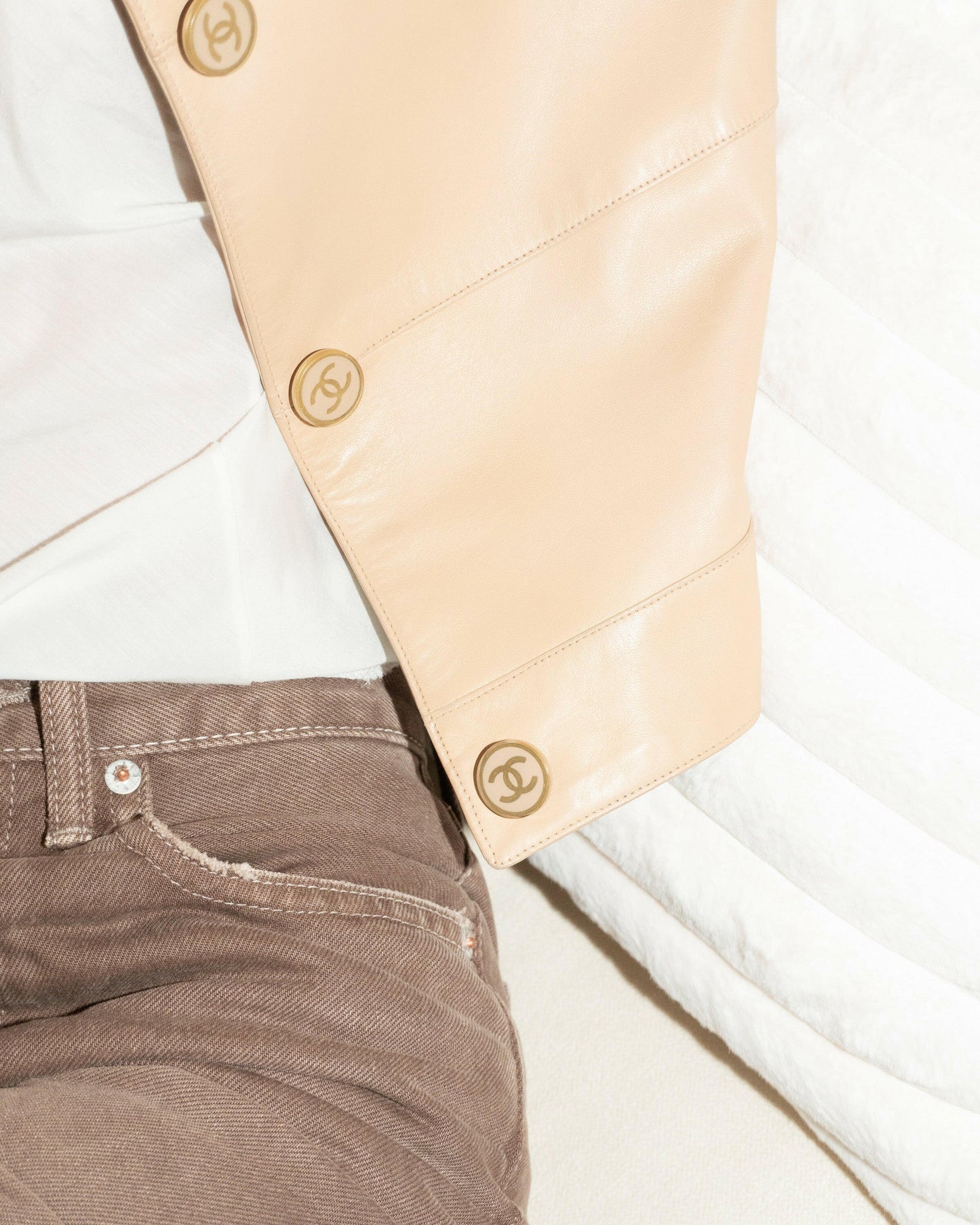 FR38-40 Rare Chanel Fall 2001 Cropped Beige Lambskin Jacket - Vintage Chanel Jacket - - Rarchive.