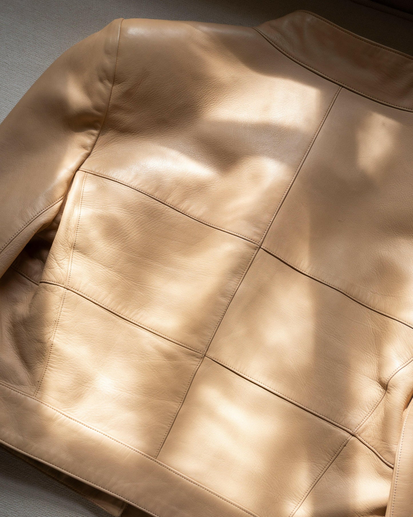 FR38-40 Rare Chanel Fall 2001 Cropped Beige Lambskin Jacket - Vintage Chanel Jacket - - Rarchive.