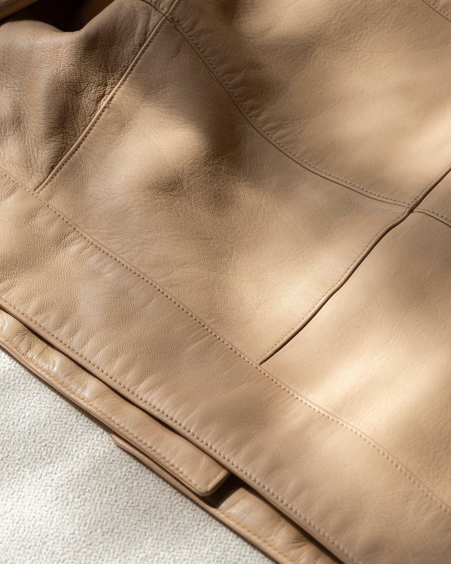 FR38-40 Rare Chanel Fall 2001 Cropped Beige Lambskin Jacket - Vintage Chanel Jacket - - Rarchive.