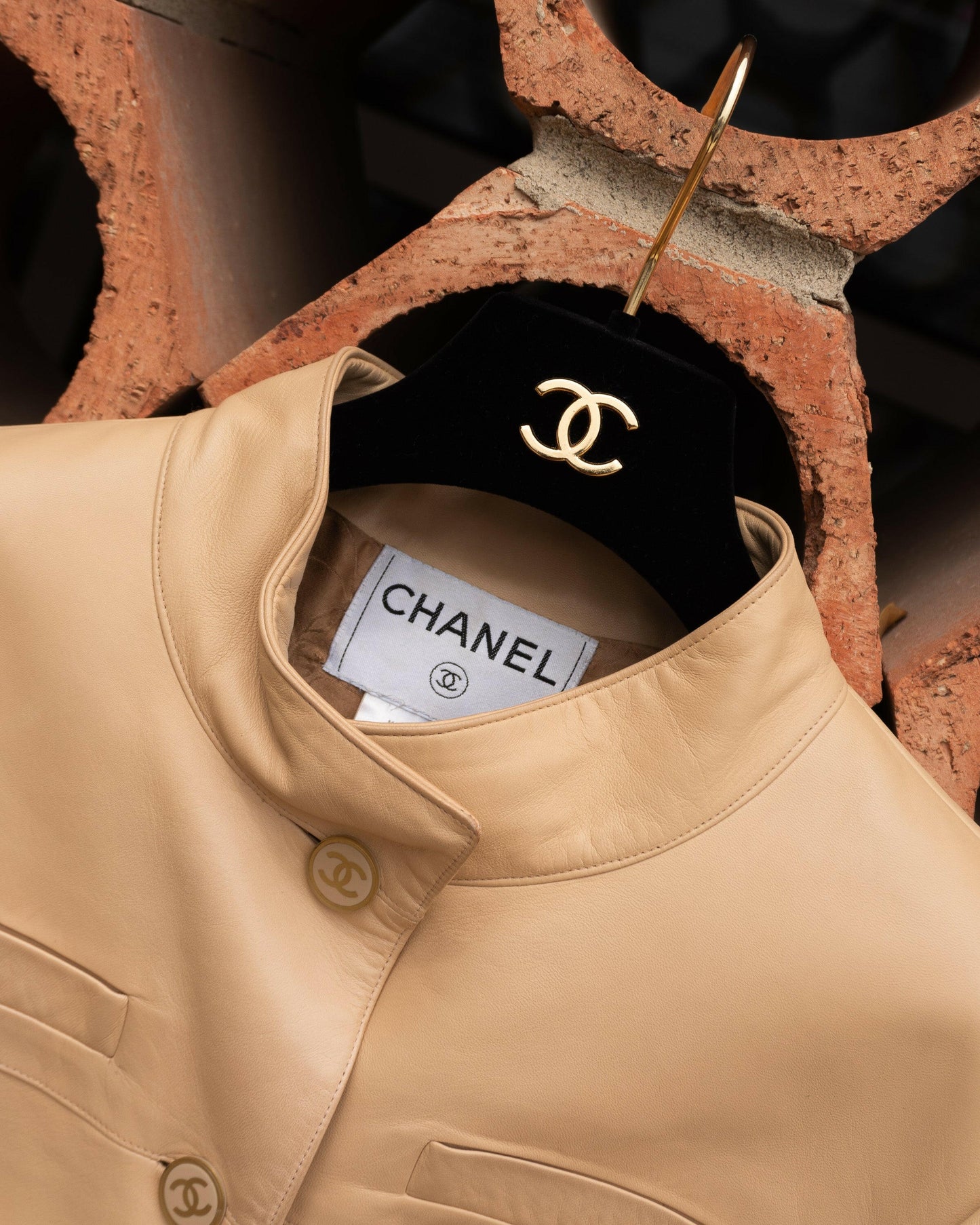 FR38-40 Rare Chanel Fall 2001 Cropped Beige Lambskin Jacket - Vintage Chanel Jacket - - Rarchive.