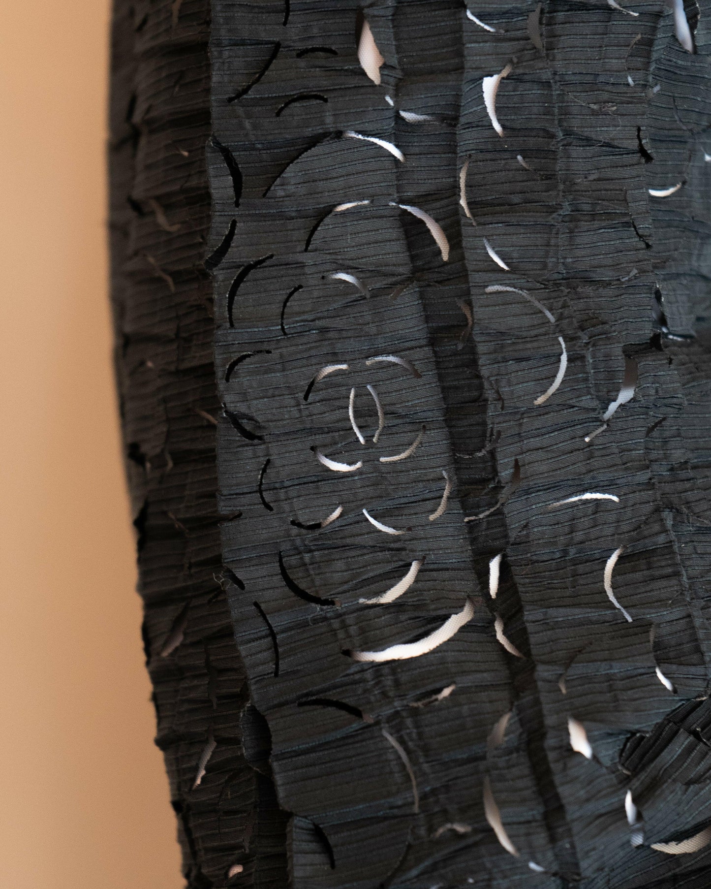 FR38-40 Chanel Spring 2009 Perforated Camellia Interlocking-C Logo Pattern Windbreaker - Vintage Chanel Jacket - - Rarchive.