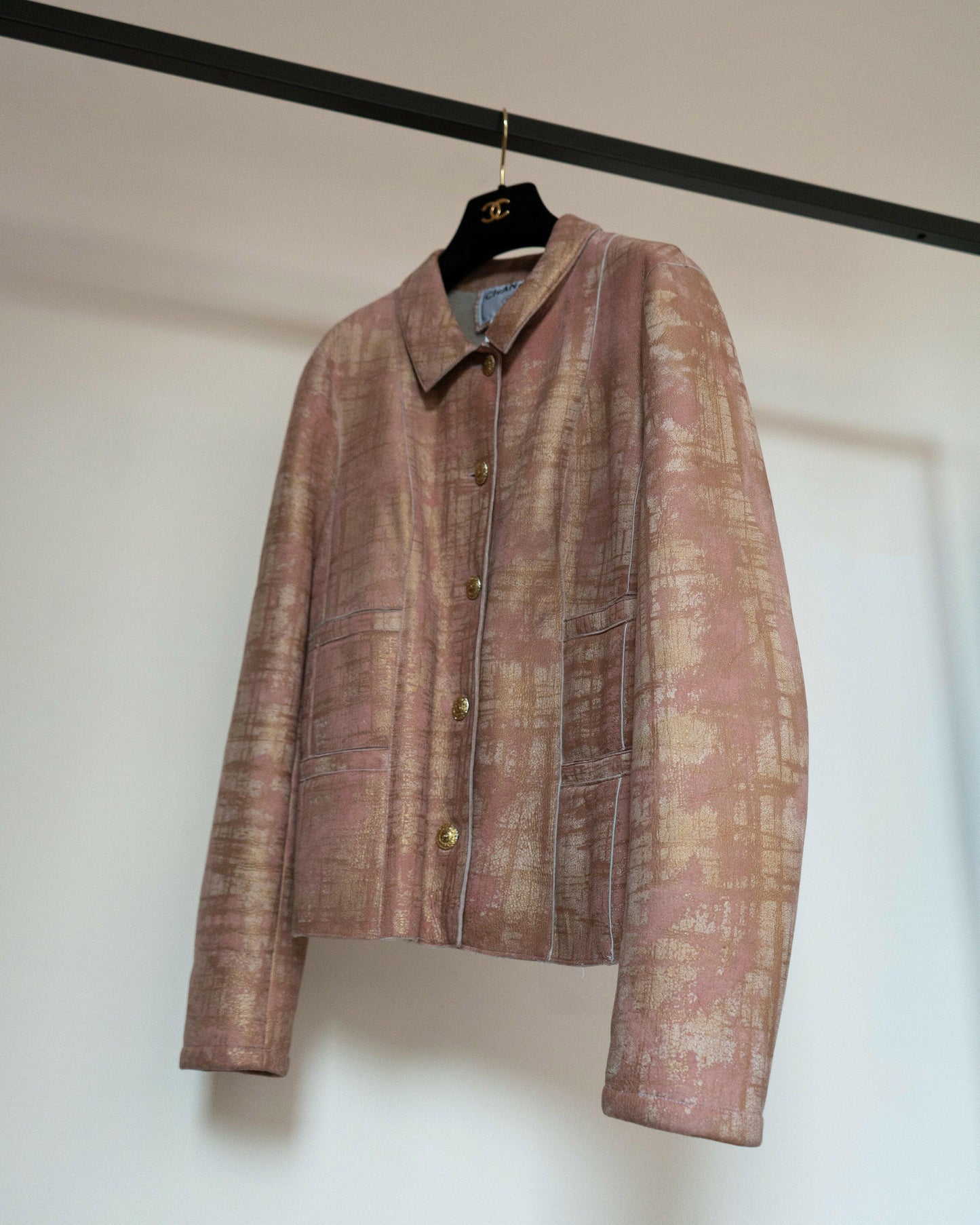 FR40-42 Chanel Fall 2005 Four Pocketed Peach and Gold Shearling Jacket - Vintage Chanel Jacket - - Rarchive.