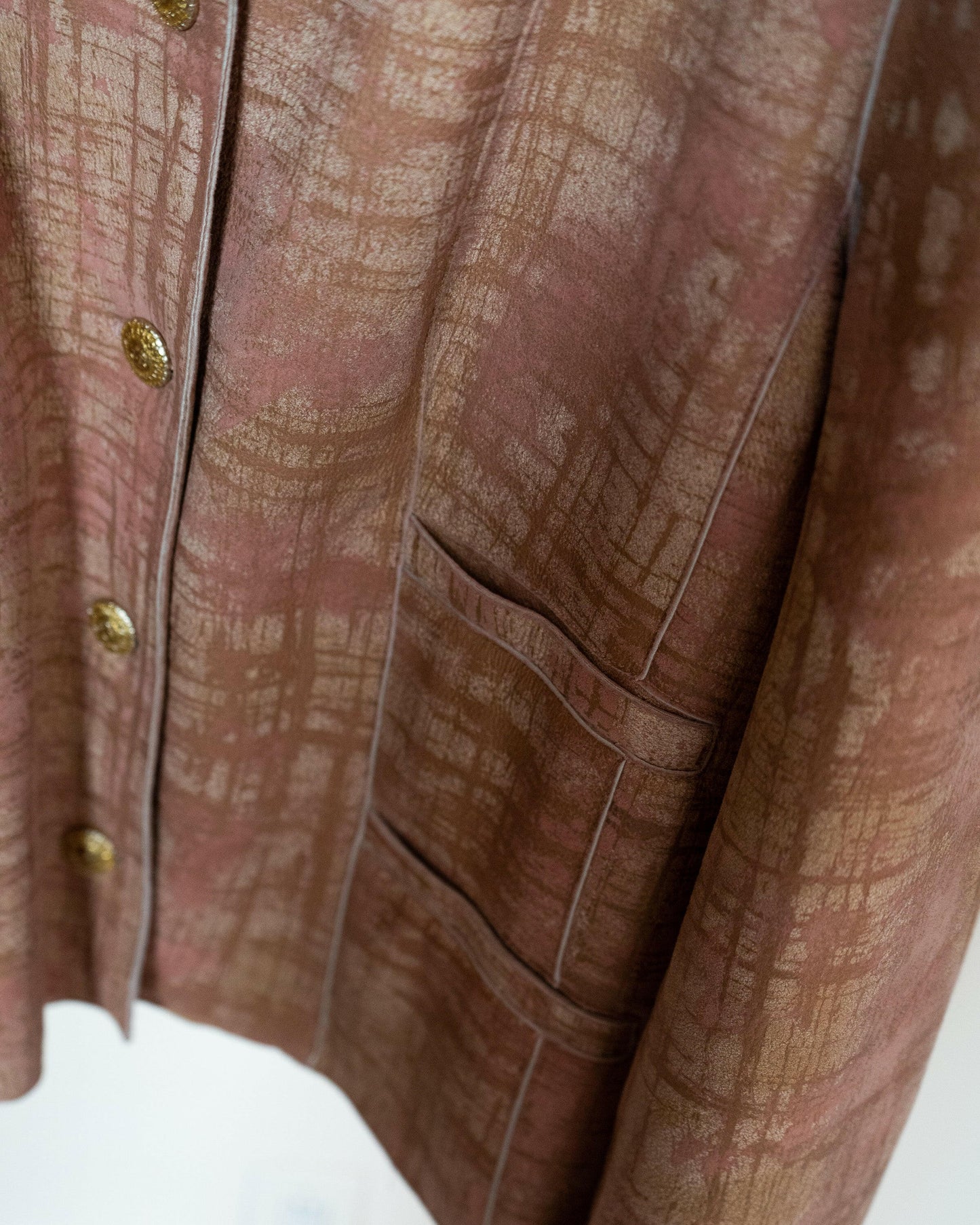 FR40-42 Chanel Fall 2005 Four Pocketed Peach and Gold Shearling Jacket - Vintage Chanel Jacket - - Rarchive.