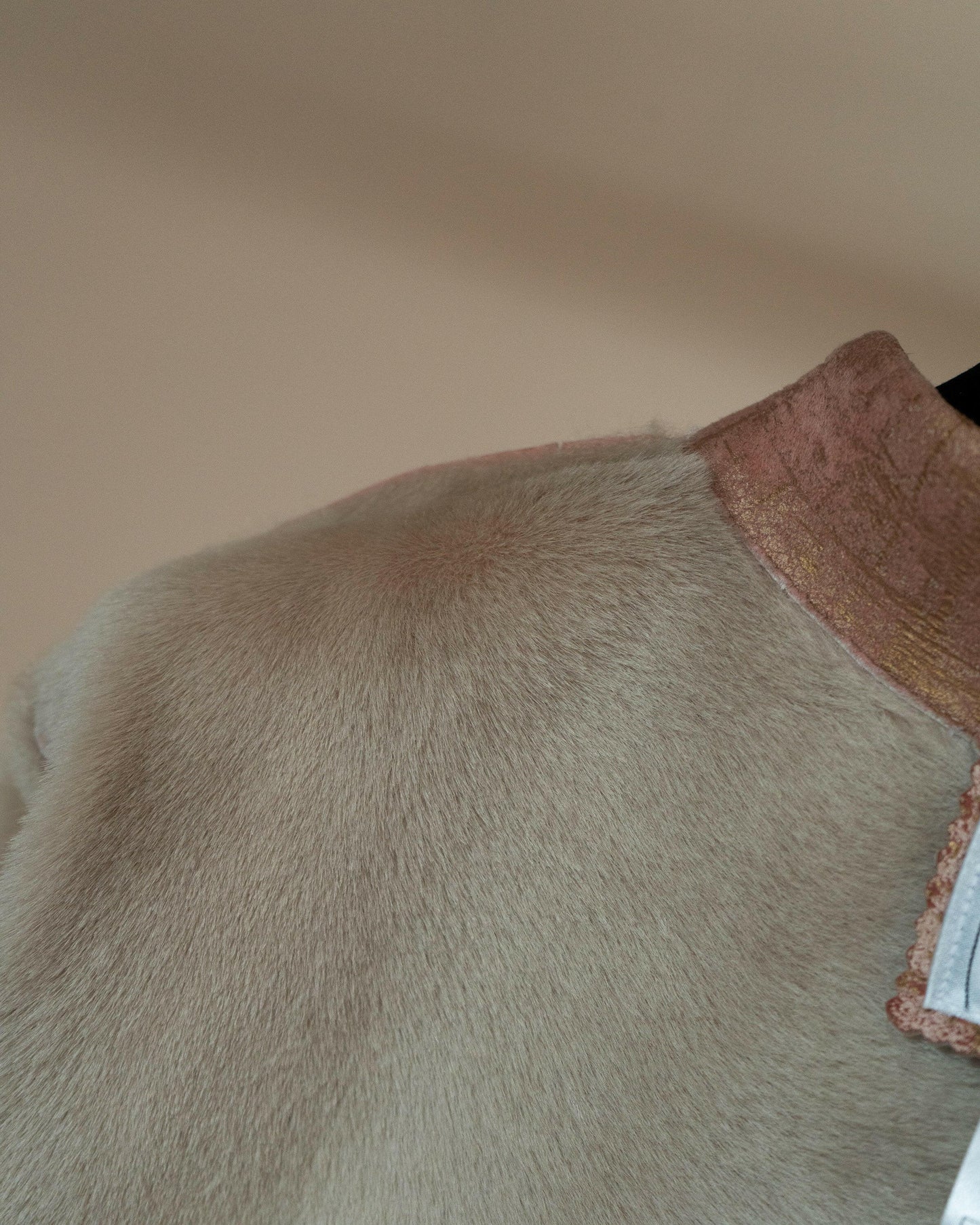 FR40-42 Chanel Fall 2005 Four Pocketed Peach and Gold Shearling Jacket