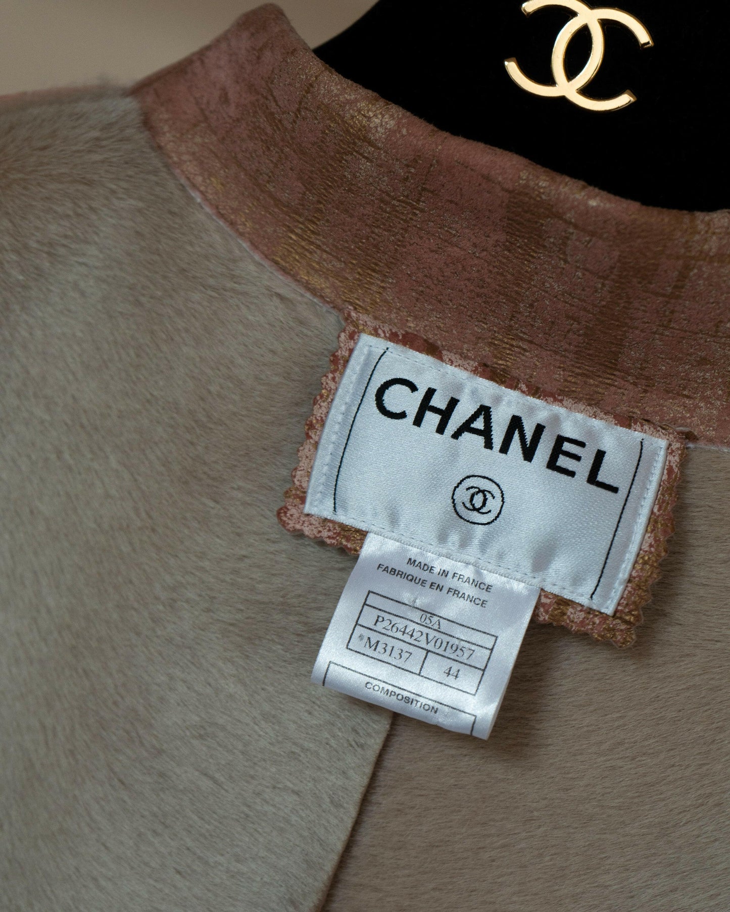 FR40-42 Chanel Fall 2005 Four Pocketed Peach and Gold Shearling Jacket