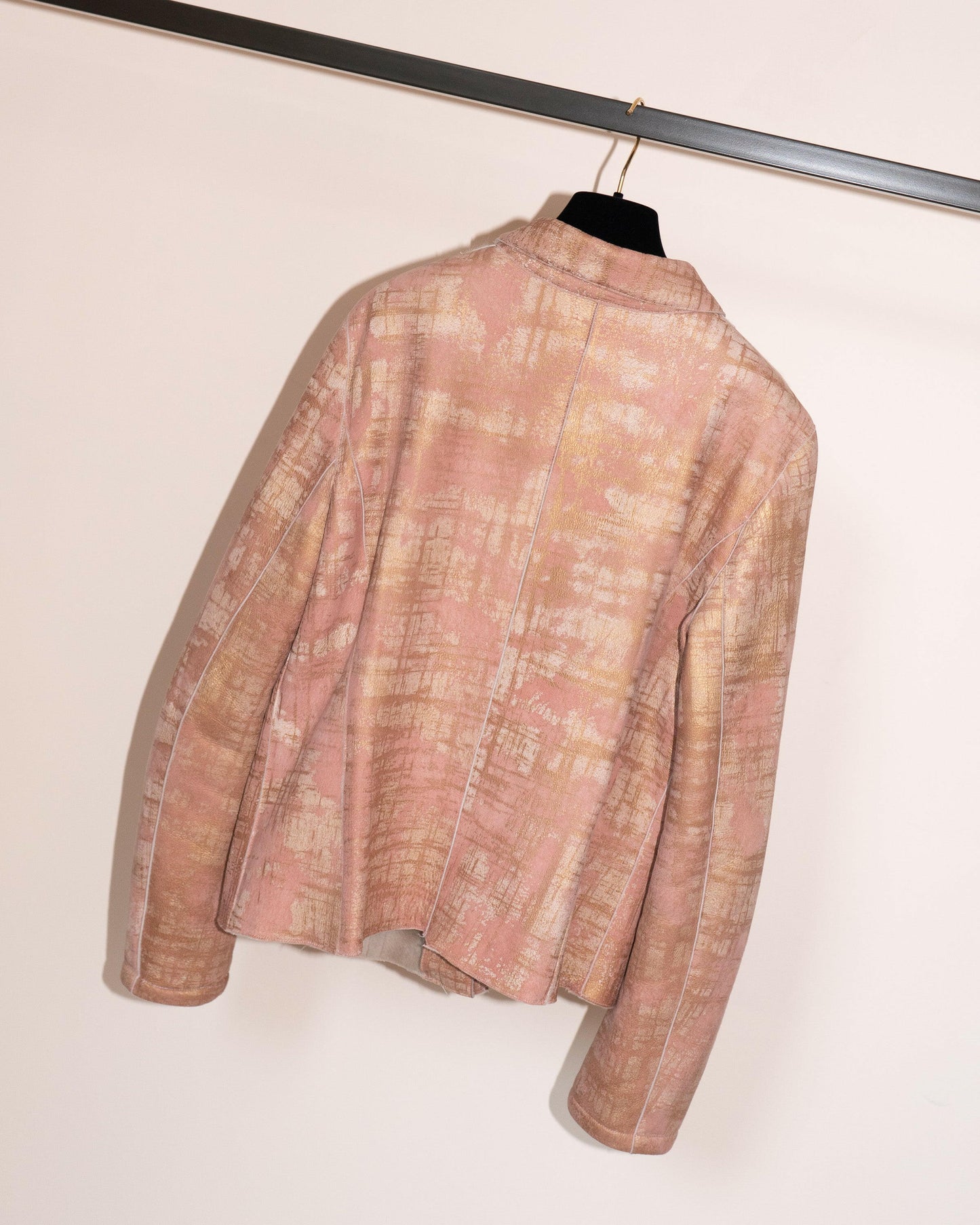 FR40-42 Chanel Fall 2005 Four Pocketed Peach and Gold Shearling Jacket