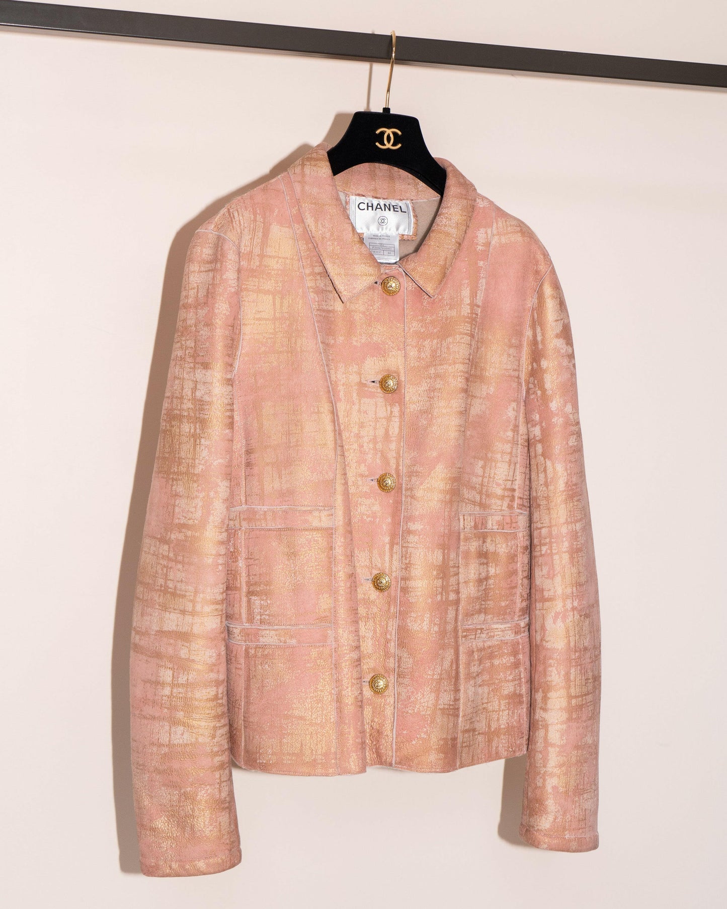 FR40-42 Chanel Fall 2005 Four Pocketed Peach and Gold Shearling Jacket - Vintage Chanel Jacket - - Rarchive.