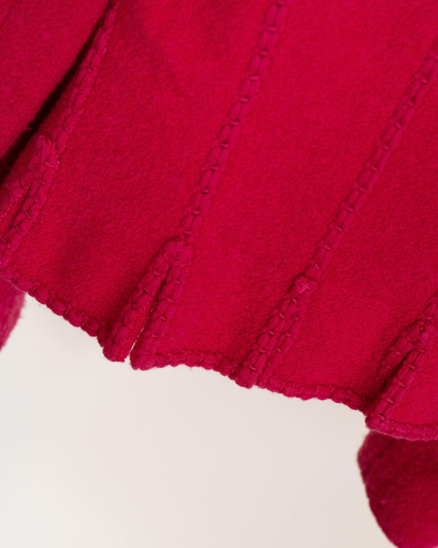 FR34-36 Rare Chanel Fall 1993 Fitted Cut Braided Trim Slit Detail Pink Wool Tweed Jacket - Vintage Chanel Jacket - - Rarchive.