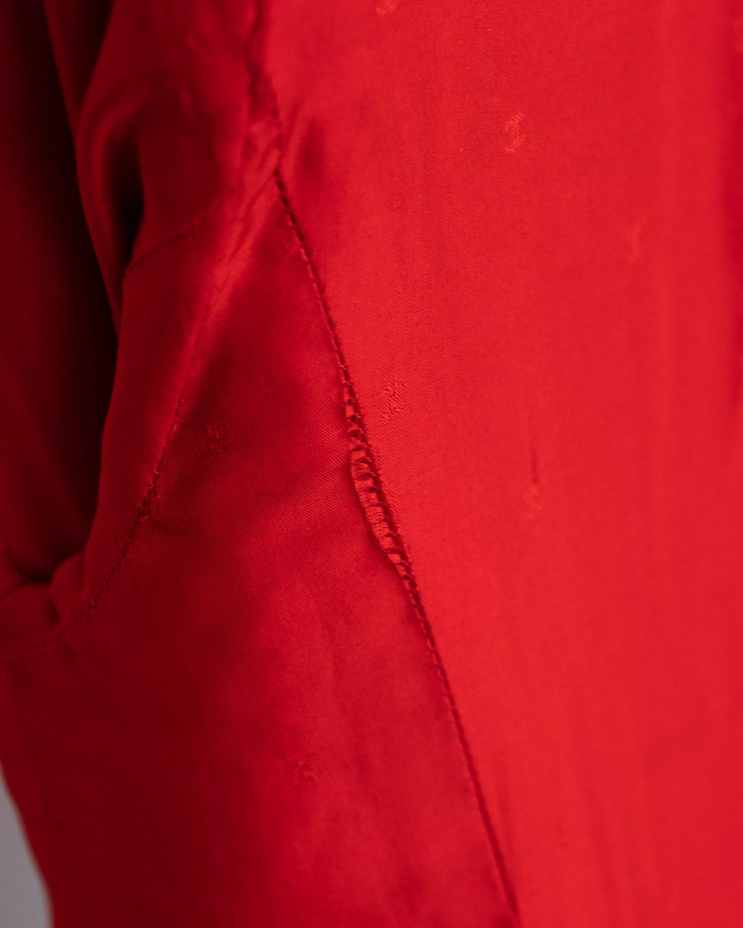 FR36-38 Rare Chanel Spring 1989 Two-Pocketed Belted Double-Breasted Red Tweed Jacket - Vintage Chanel Jacket - - Rarchive.