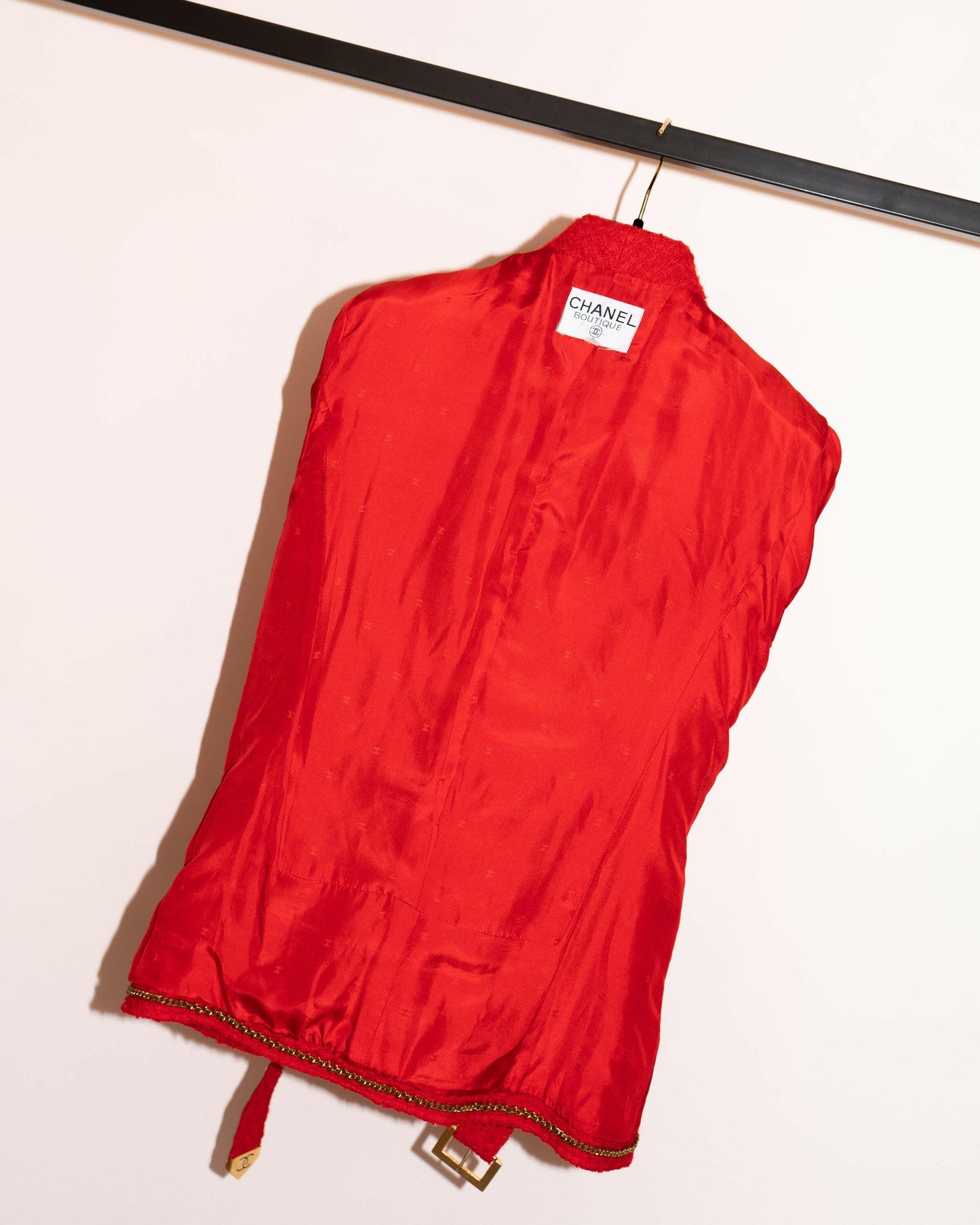 FR36-38 Rare Chanel Spring 1989 Two-Pocketed Belted Double-Breasted Red Tweed Jacket - Vintage Chanel Jacket - - Rarchive.