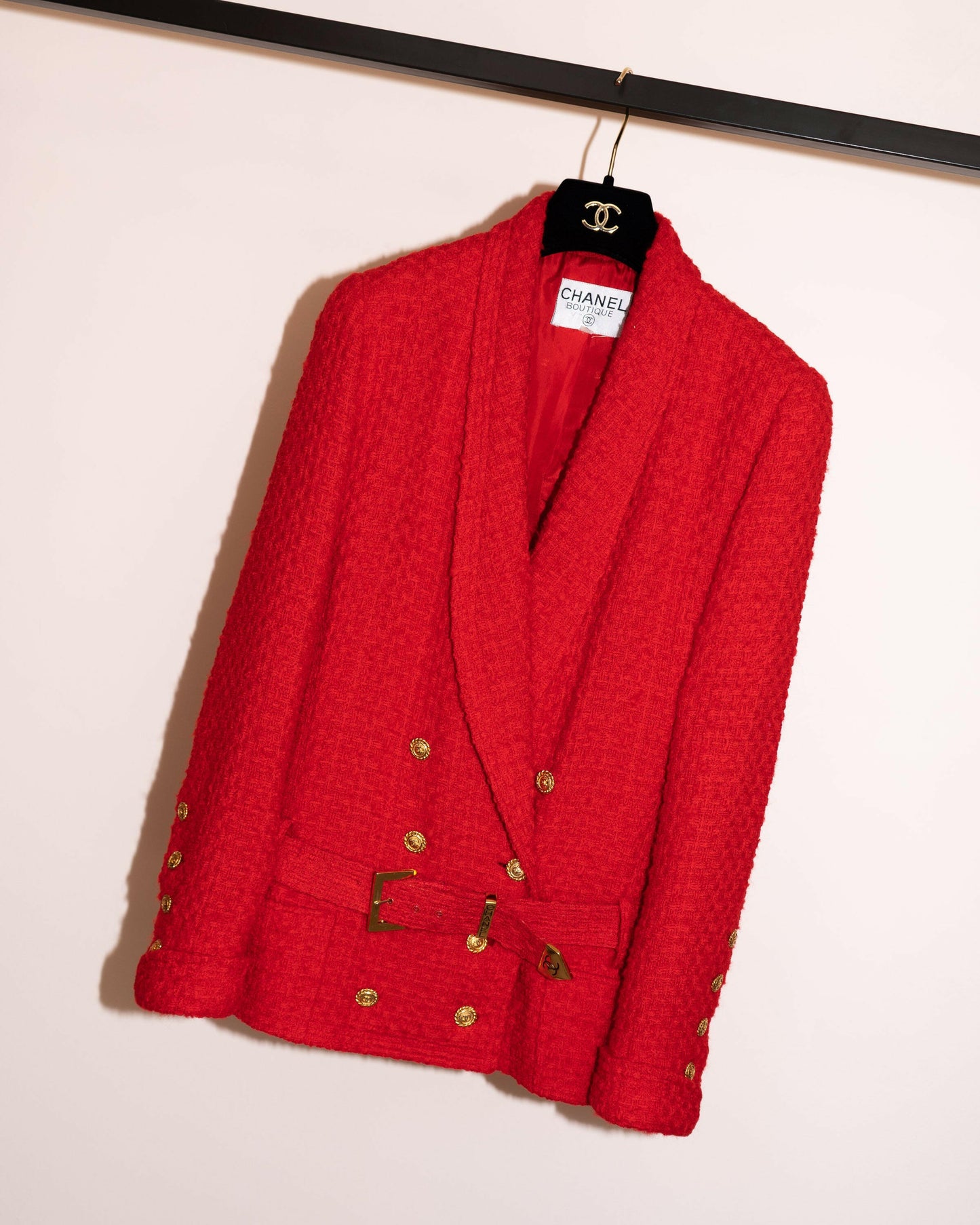 FR36-38 Rare Chanel Spring 1989 Two-Pocketed Belted Double-Breasted Red Tweed Jacket - Vintage Chanel Jacket - - Rarchive.