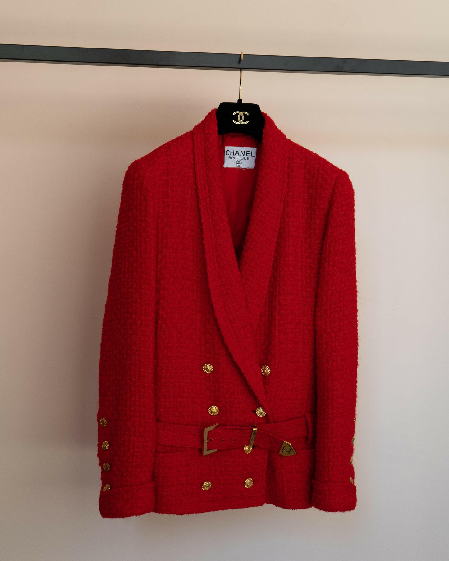 FR36-38 Rare Chanel Spring 1989 Two-Pocketed Belted Double-Breasted Red Tweed Jacket - Vintage Chanel Jacket - - Rarchive.