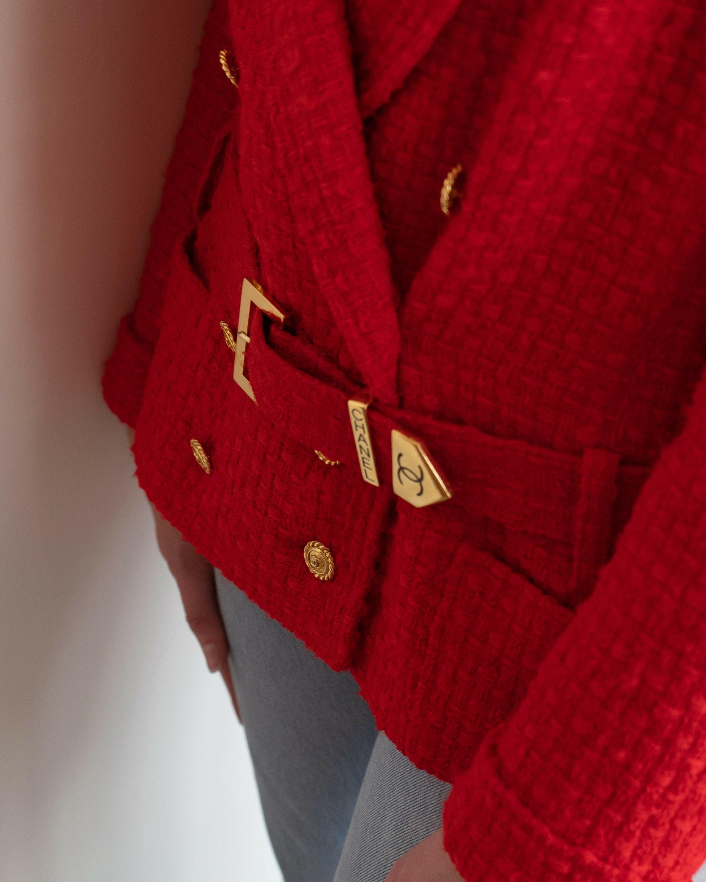 FR36-38 Rare Chanel Spring 1989 Two-Pocketed Belted Double-Breasted Red Tweed Jacket - Vintage Chanel Jacket - - Rarchive.